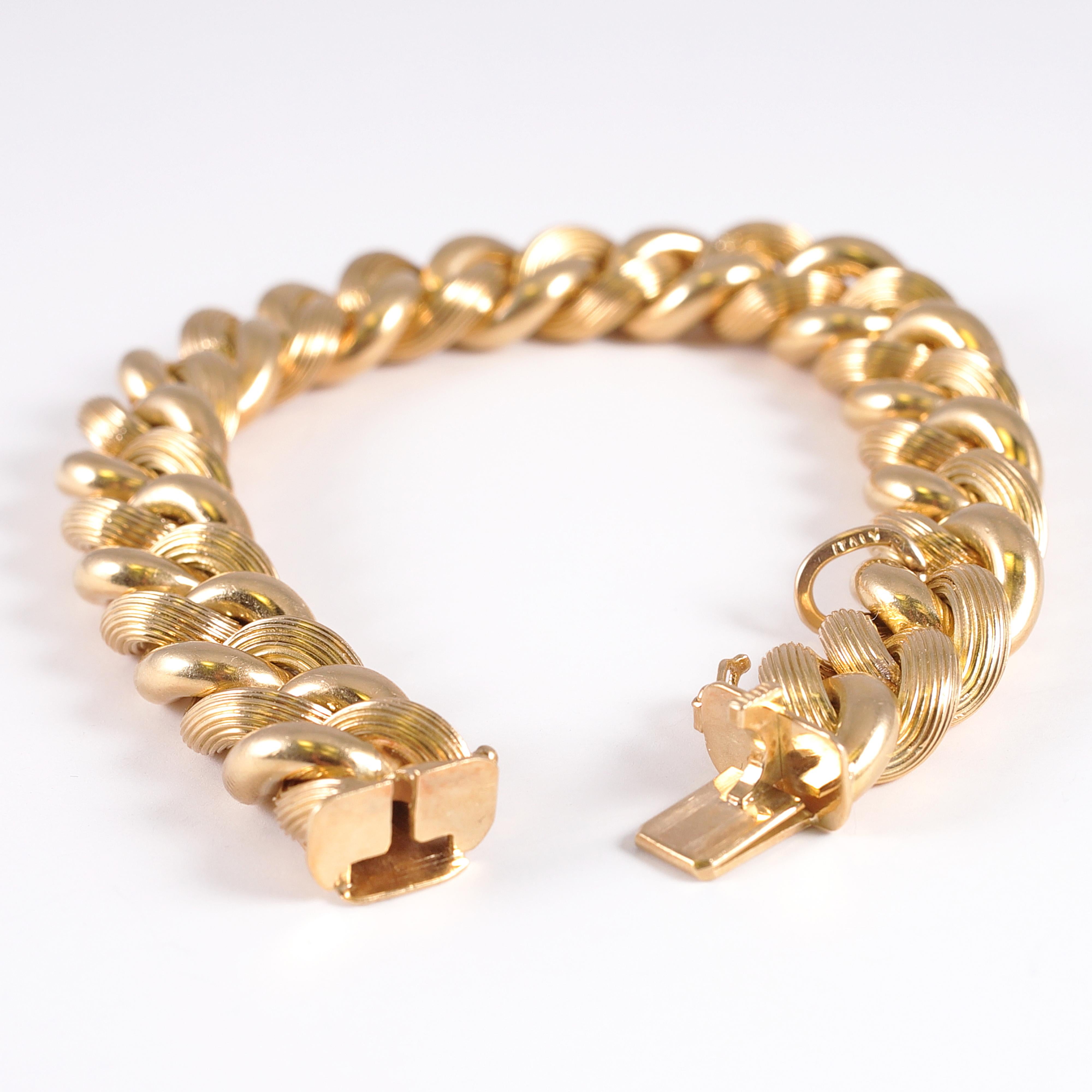Tiffany & Co. 18 Karat Yellow Gold Link Bracelet 3