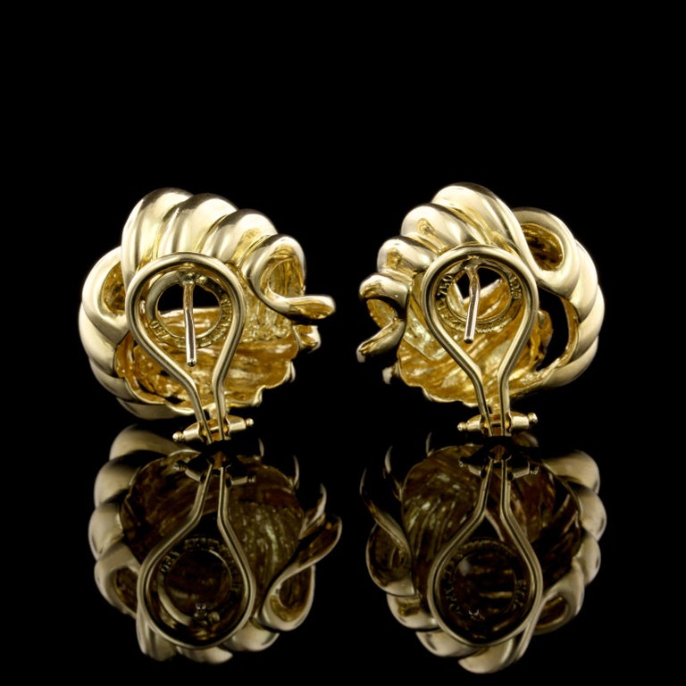Tiffany and Co. 18 Karat Yellow Gold Love Knot Earrings at 1stDibs