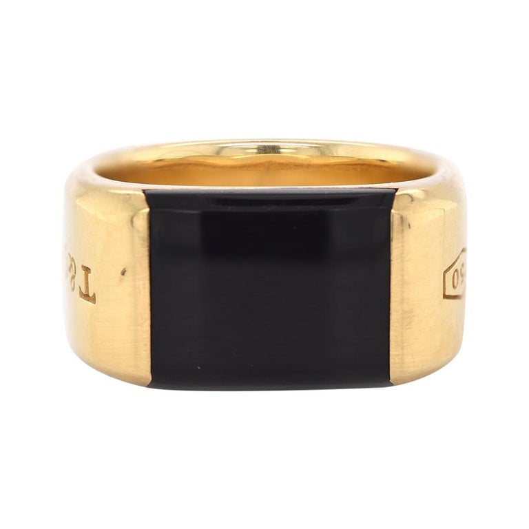 Tiffany and Co. 18 Karat Yellow Gold Makers Black Onyx Signet Ring For Sale  at 1stDibs | tiffany makers ring, tiffany onyx ring, tiffany signet ring