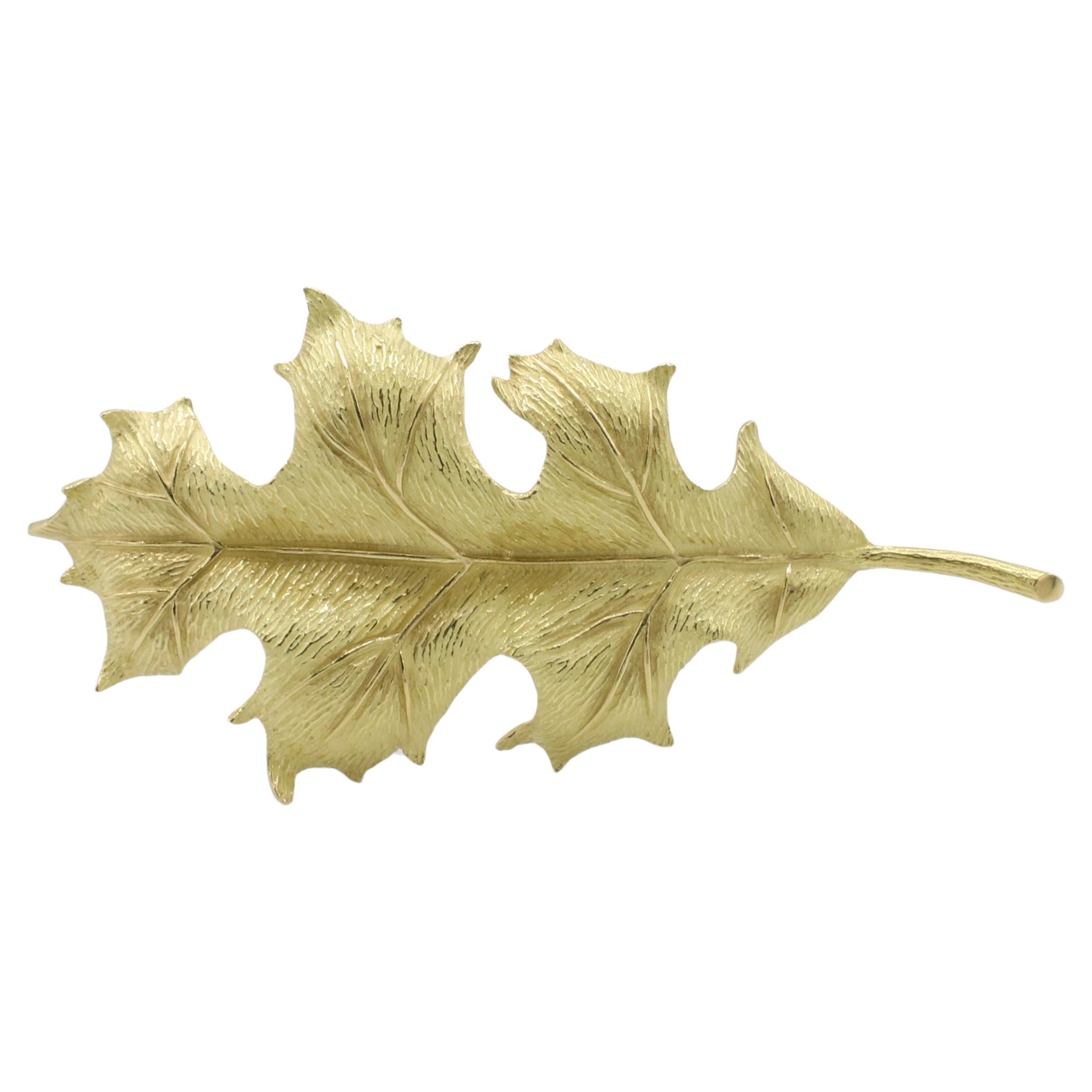 Tiffany & Co. 18 Karat Yellow Gold Oak Leaf Pin Brooch  For Sale