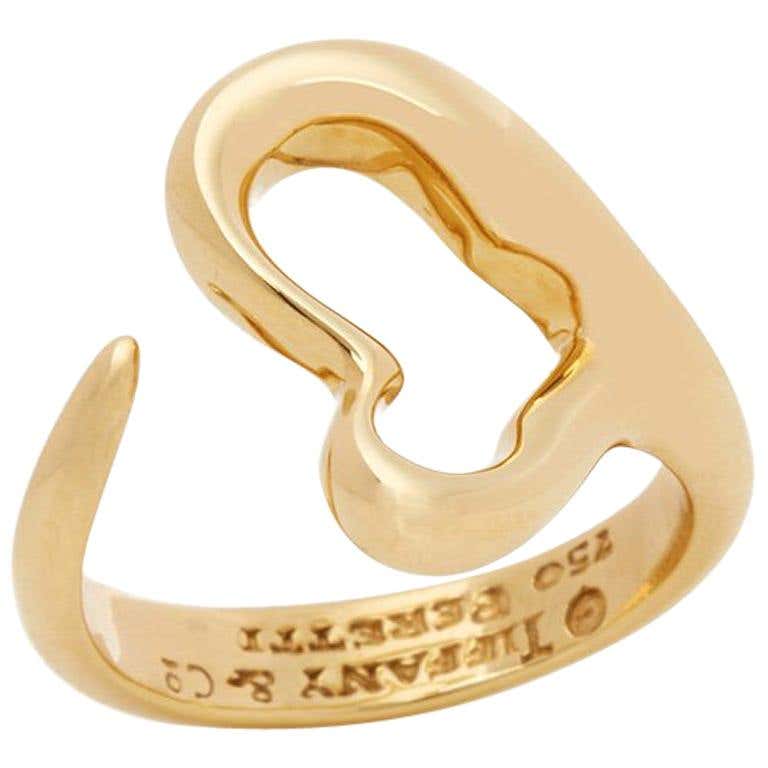 Tiffany and Co. 18 Karat Yellow Gold Open Heart Elsa Peretti Ring at