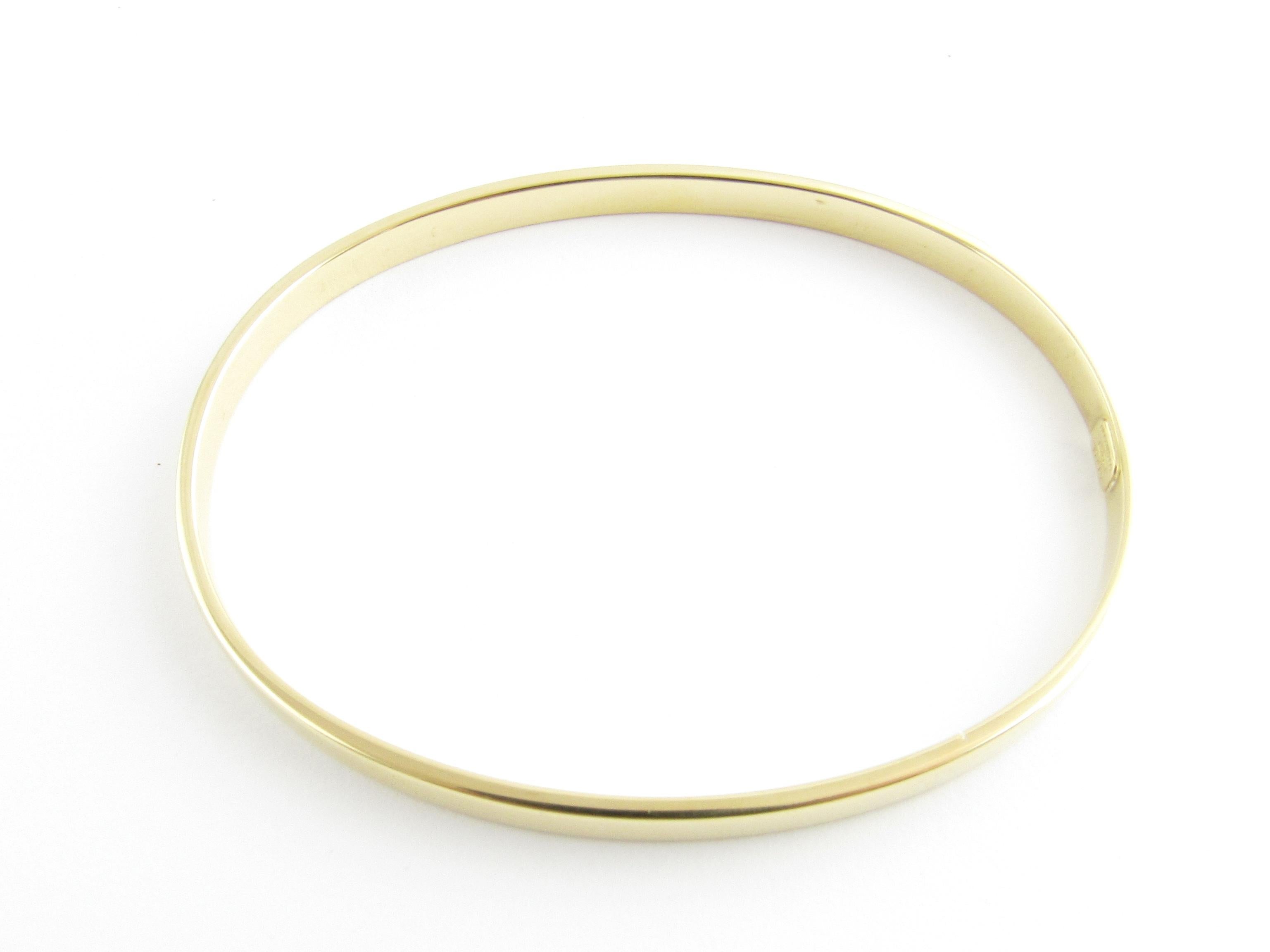 Tiffany & Co. 18 Karat Yellow Gold Oval Bangle Bracelet 1