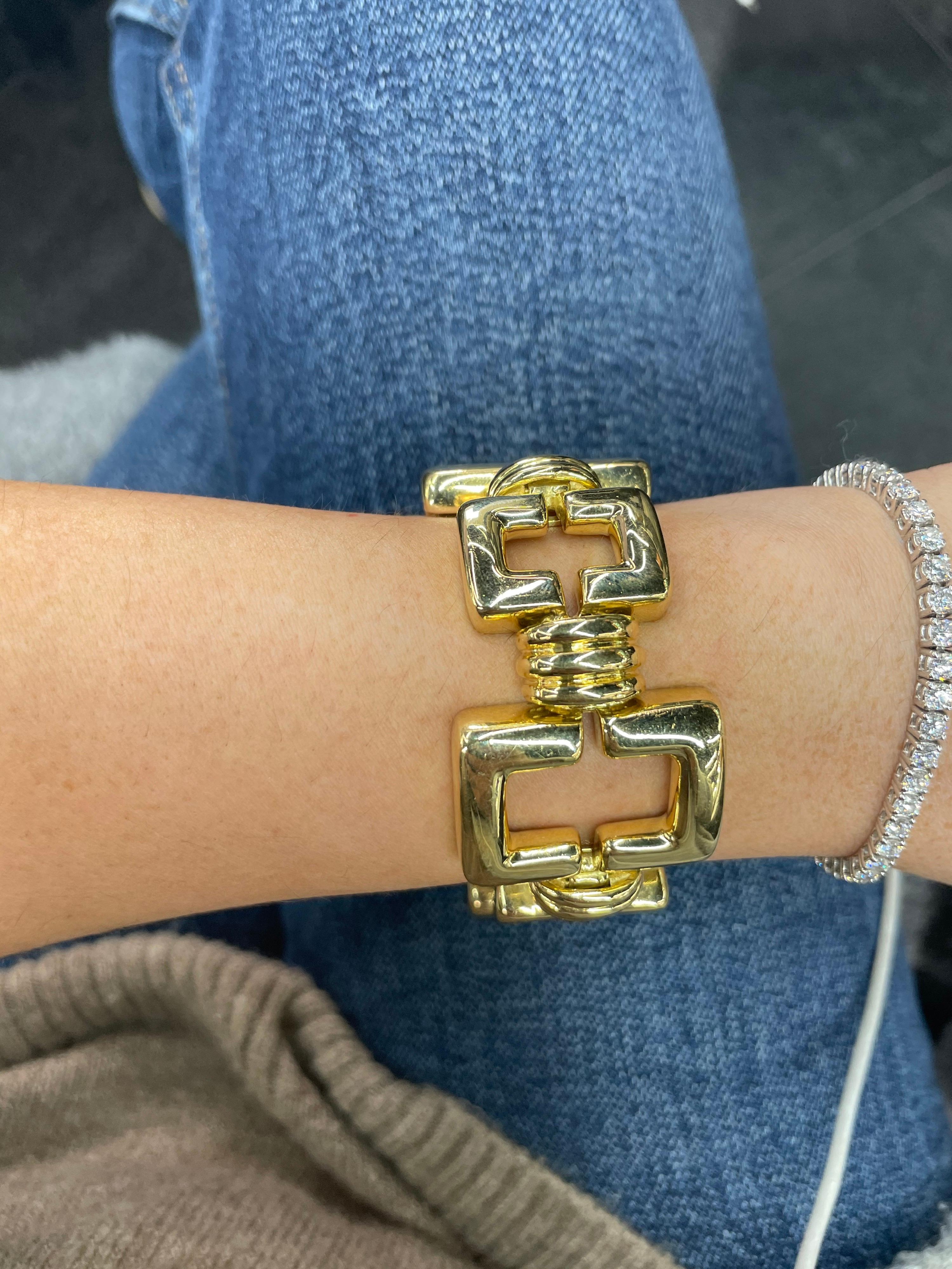18 Karat Yellow Gold Rectangle Link bracelet 104.6 Grams 5