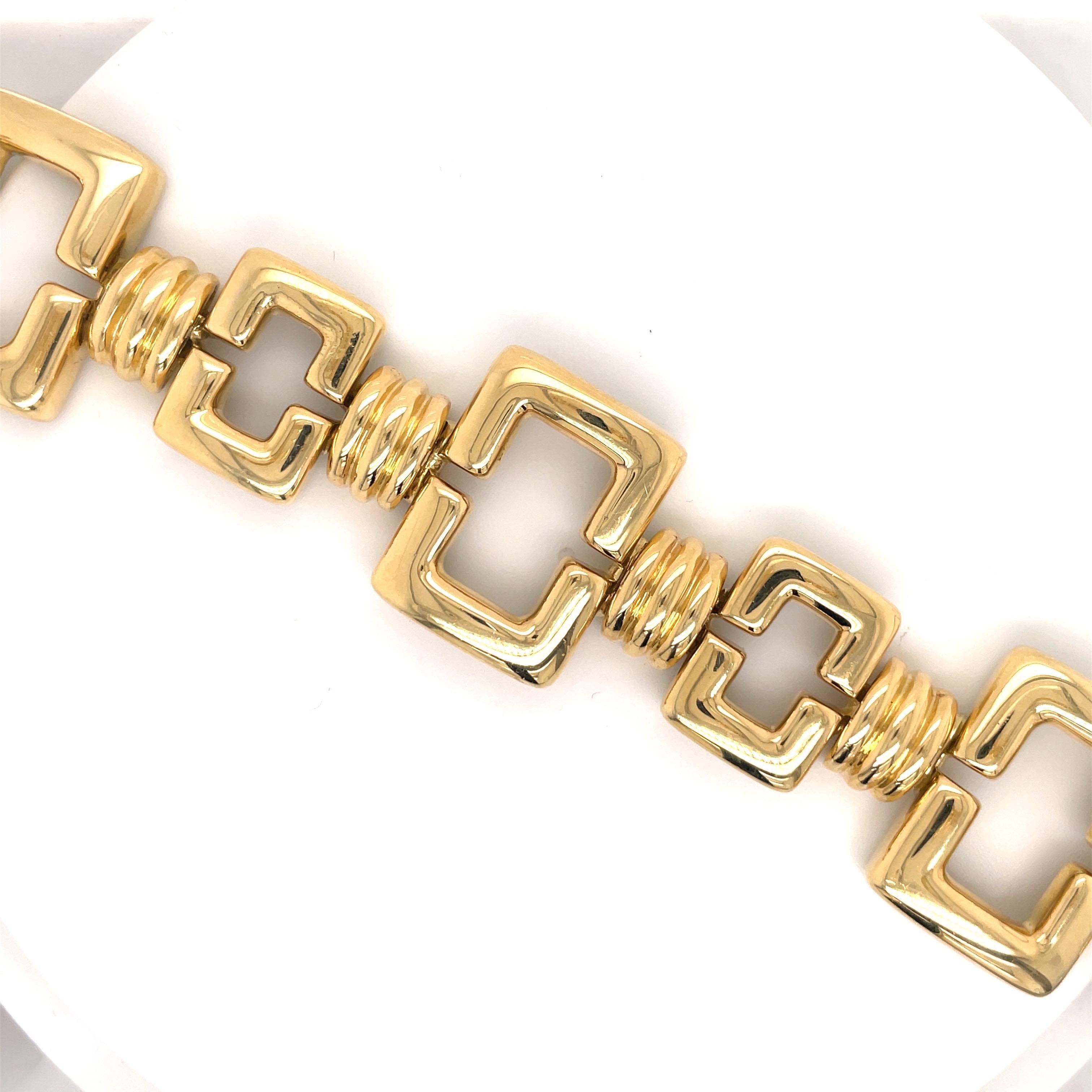 This vintage bracelet features alternating big & small rectangular links weighing 104.6 grams. 
Big Links measure 0.75 inches x 1.25 inches
Smaller Links measure 0.50 inches x 0.75 inches