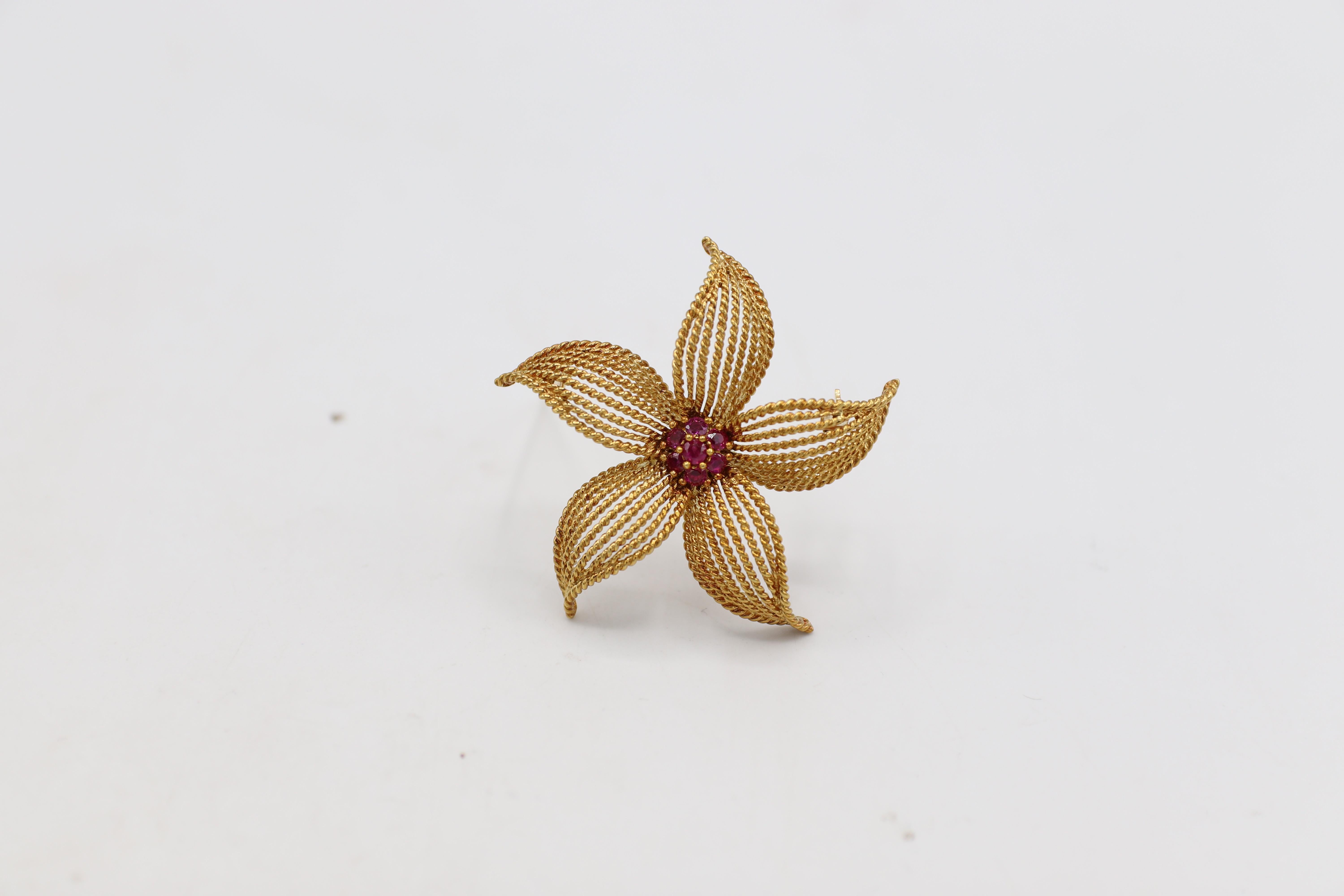 Mat Ruby Pin Tiffany and Co. 18 Karat Yellow Gold Ruby Flower Pin Brooch For Sale at ...