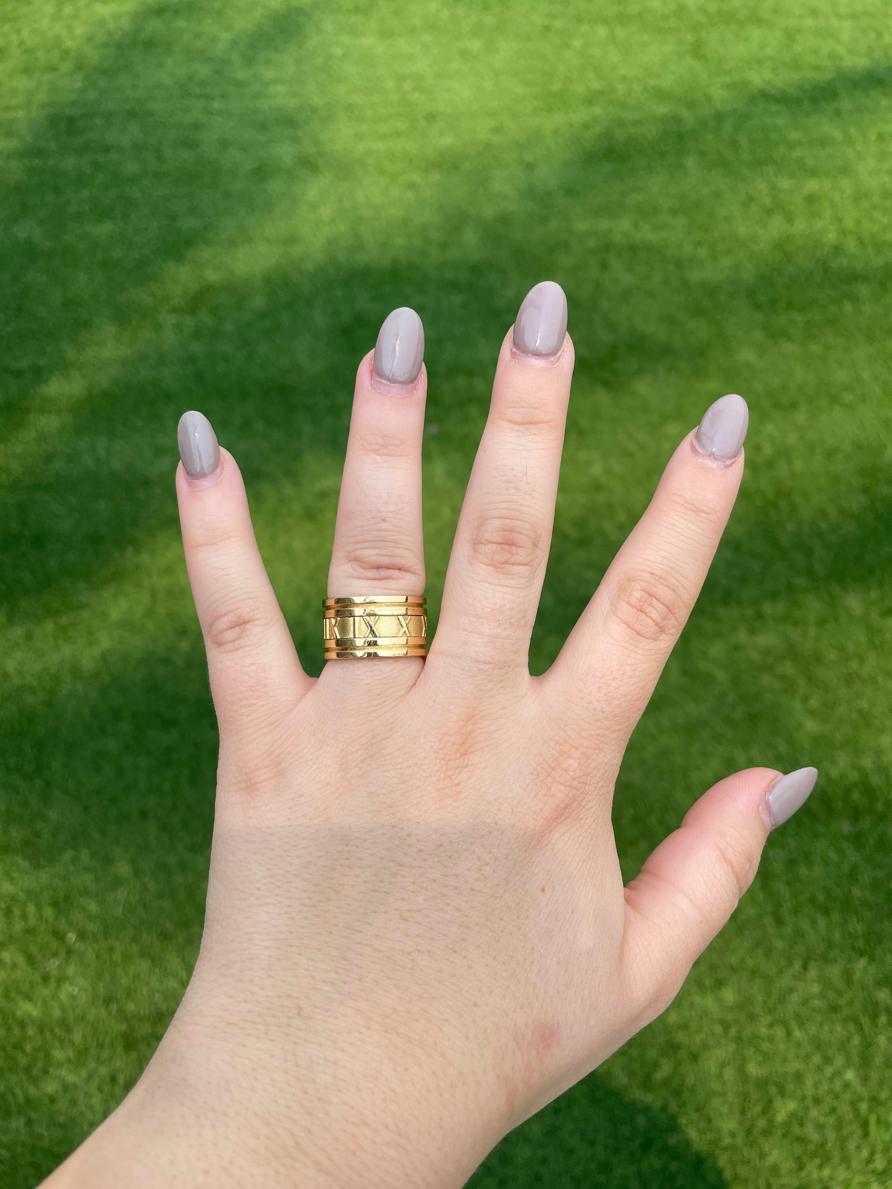 Tiffany & Co. 18 Karat Yellow Gold Wide Atlas Band 1