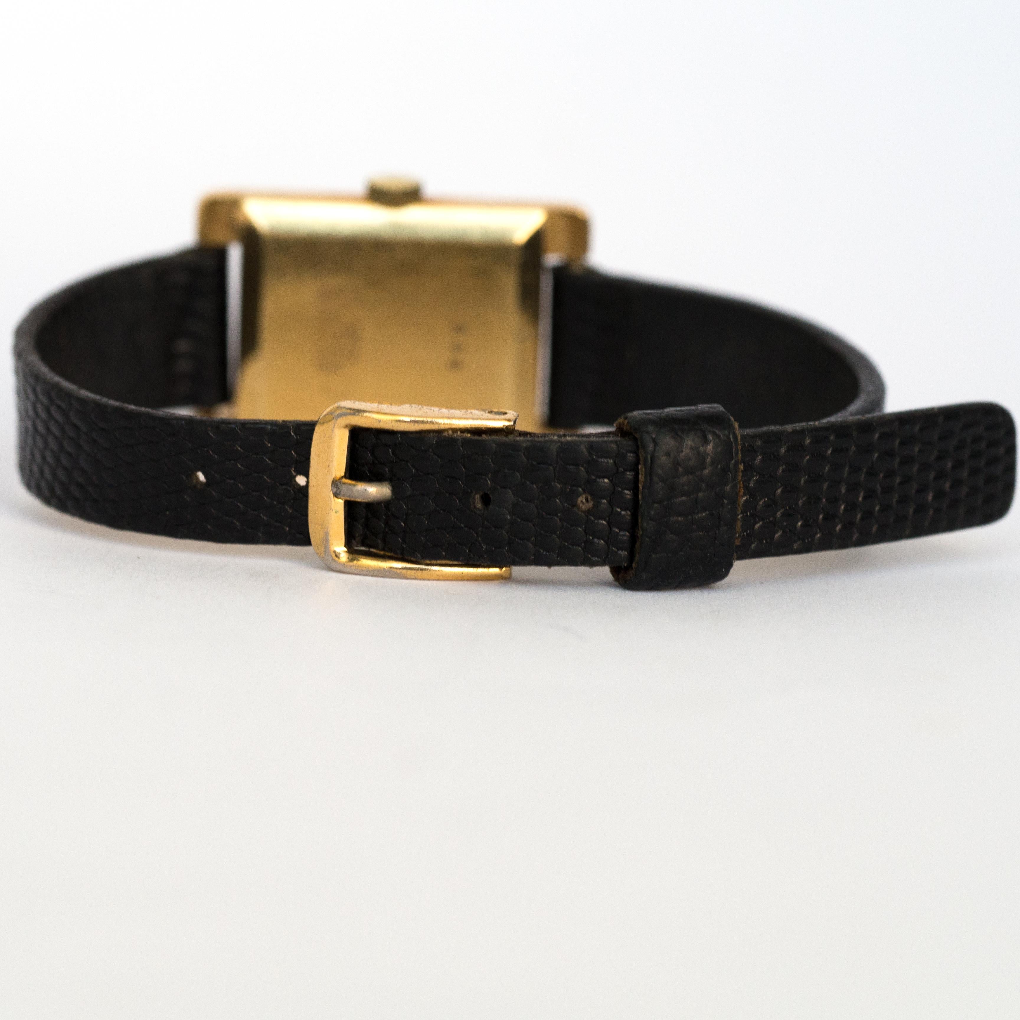 Item Details:  
Length: 7.55 inches 
Year: 1980s
 Metal Type: 18 Karat Yellow Gold 
Weight: 17.1 grams  

Tiffany & Co.