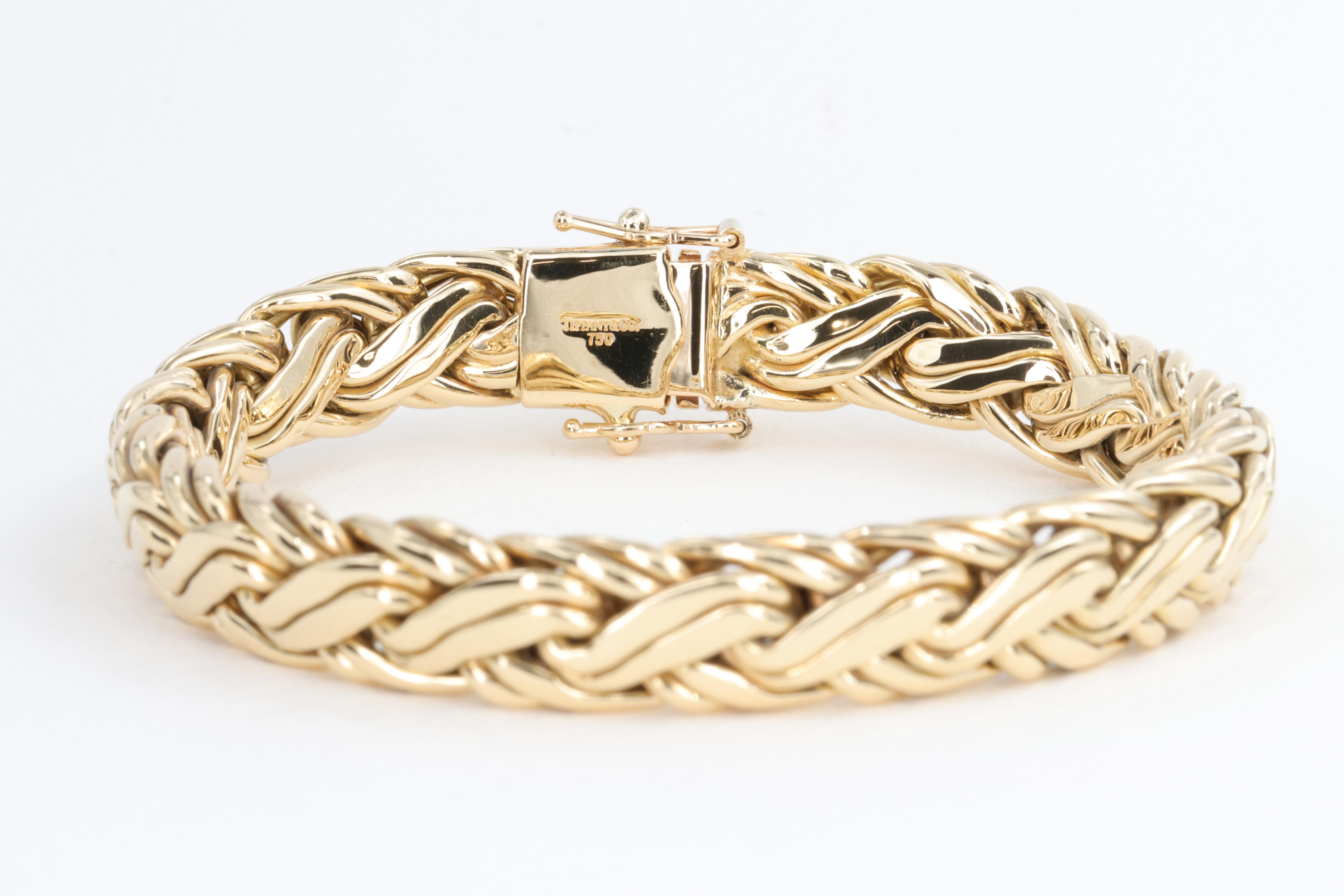 Rétro Tiffany & Co. Bracelet blé tissé en or jaune 18 carats en vente