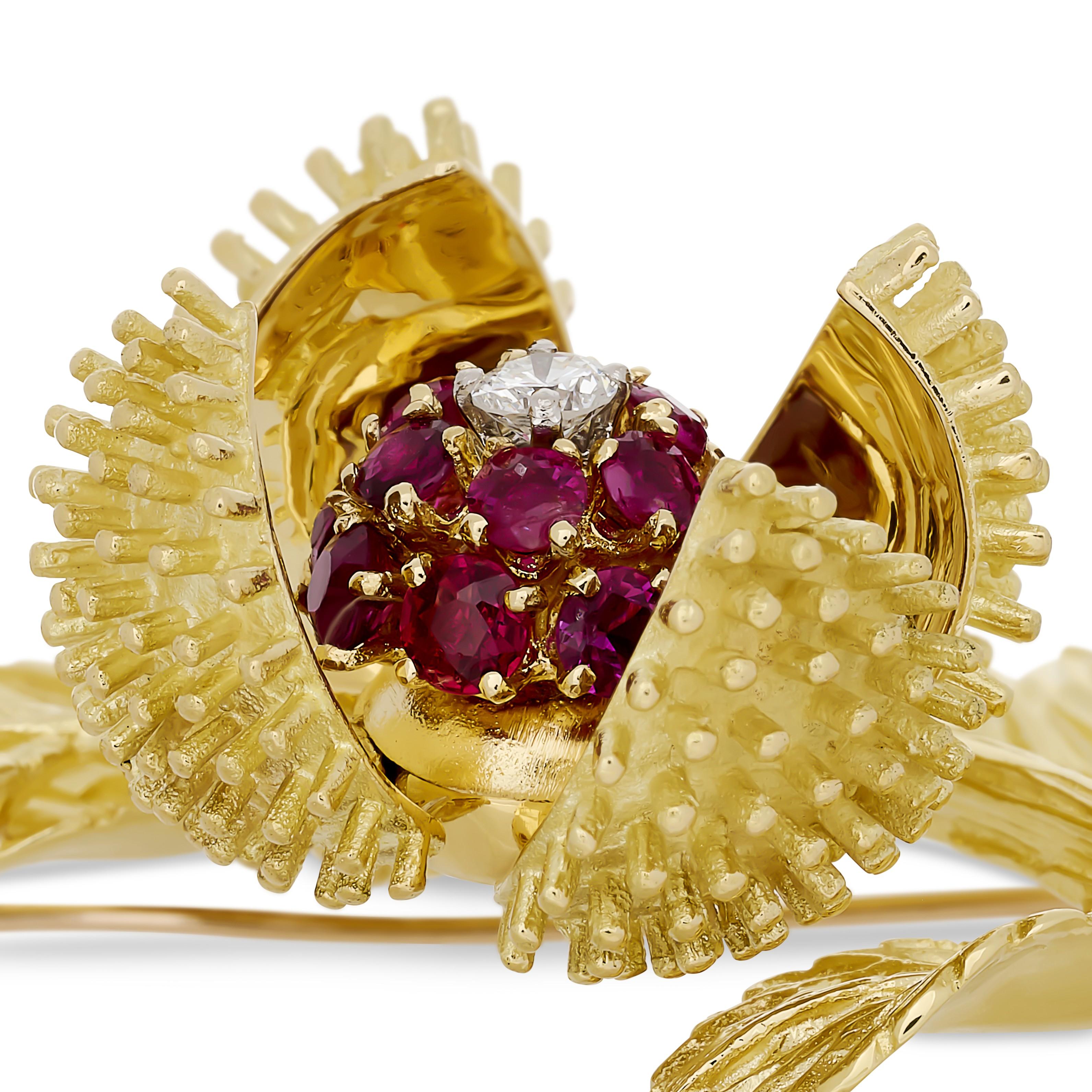 Tiffany & Co. 18 Karat Gelber Rubin und Diamant Distel/Flower Bewegliche Anstecknadel im Zustand „Hervorragend“ im Angebot in Philadelphia, PA