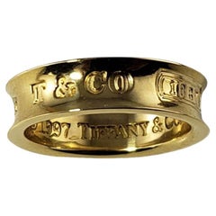 Vintage  Tiffany & Co. 1837 18 Karat Yellow Gold Band Ring Size 7.5