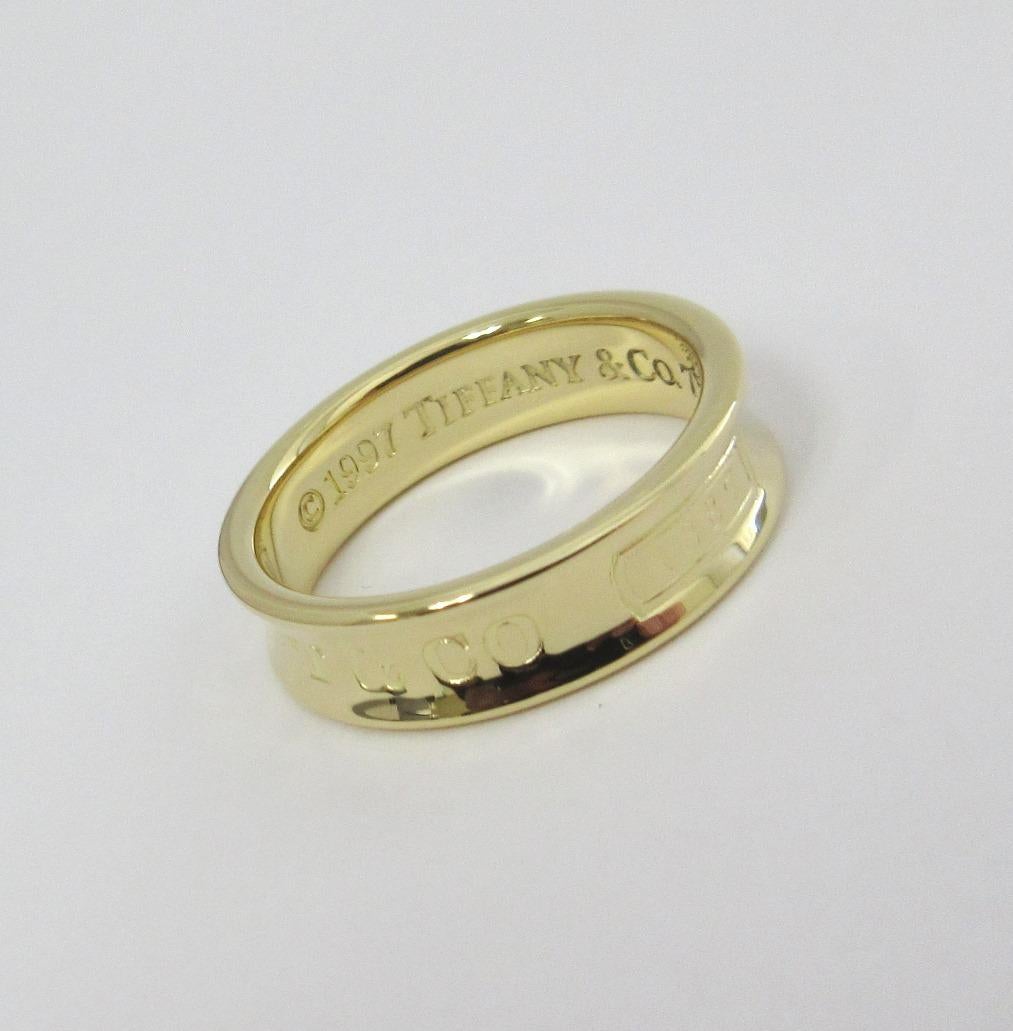 TIFFANY & Co. 1837 18K Gold 6mm Band Ring 9 For Sale 2