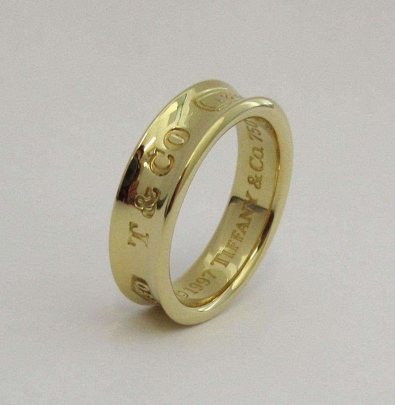 TIFFANY & Co. 1837 18K Gold 6mm Wide Ring 7.5 For Sale 2