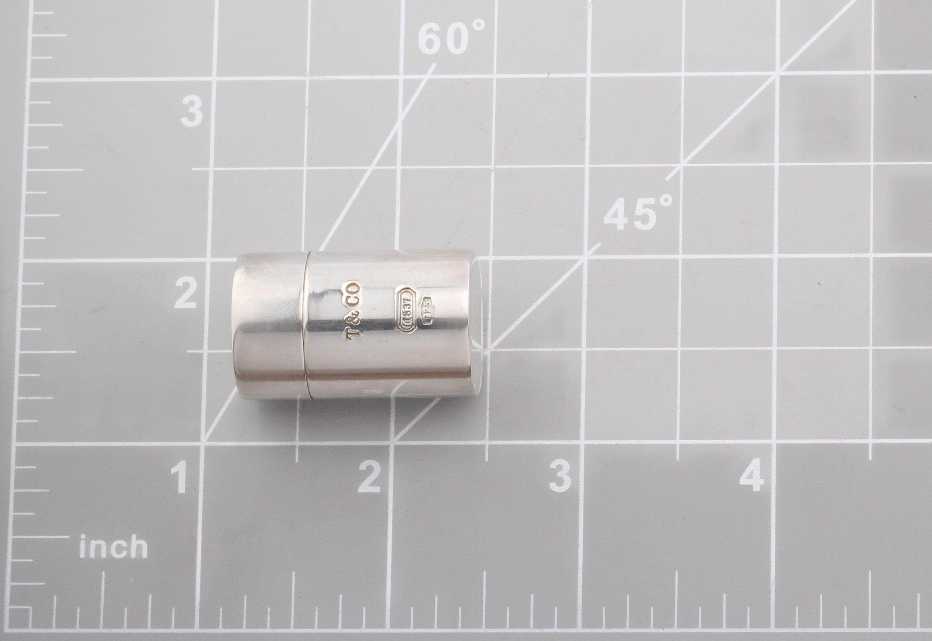 Boîte à pilules Tiffany & Co. 1837 925 argent sterling à vis sur le dessus 6