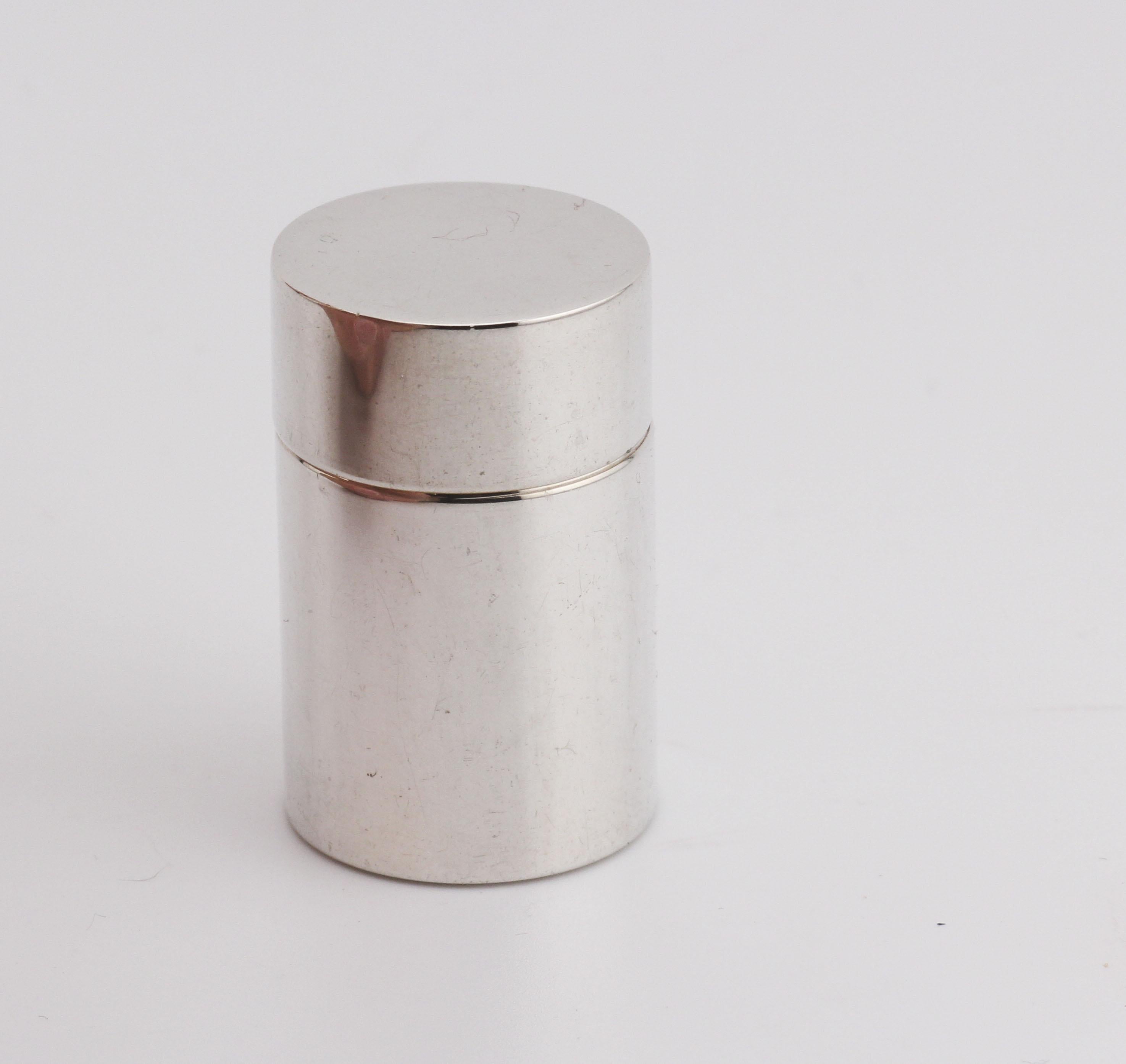Tiffany & Co. 1837 925 Sterling Silver Screw Top Pill Box Case In Good Condition In Simpsonville, SC