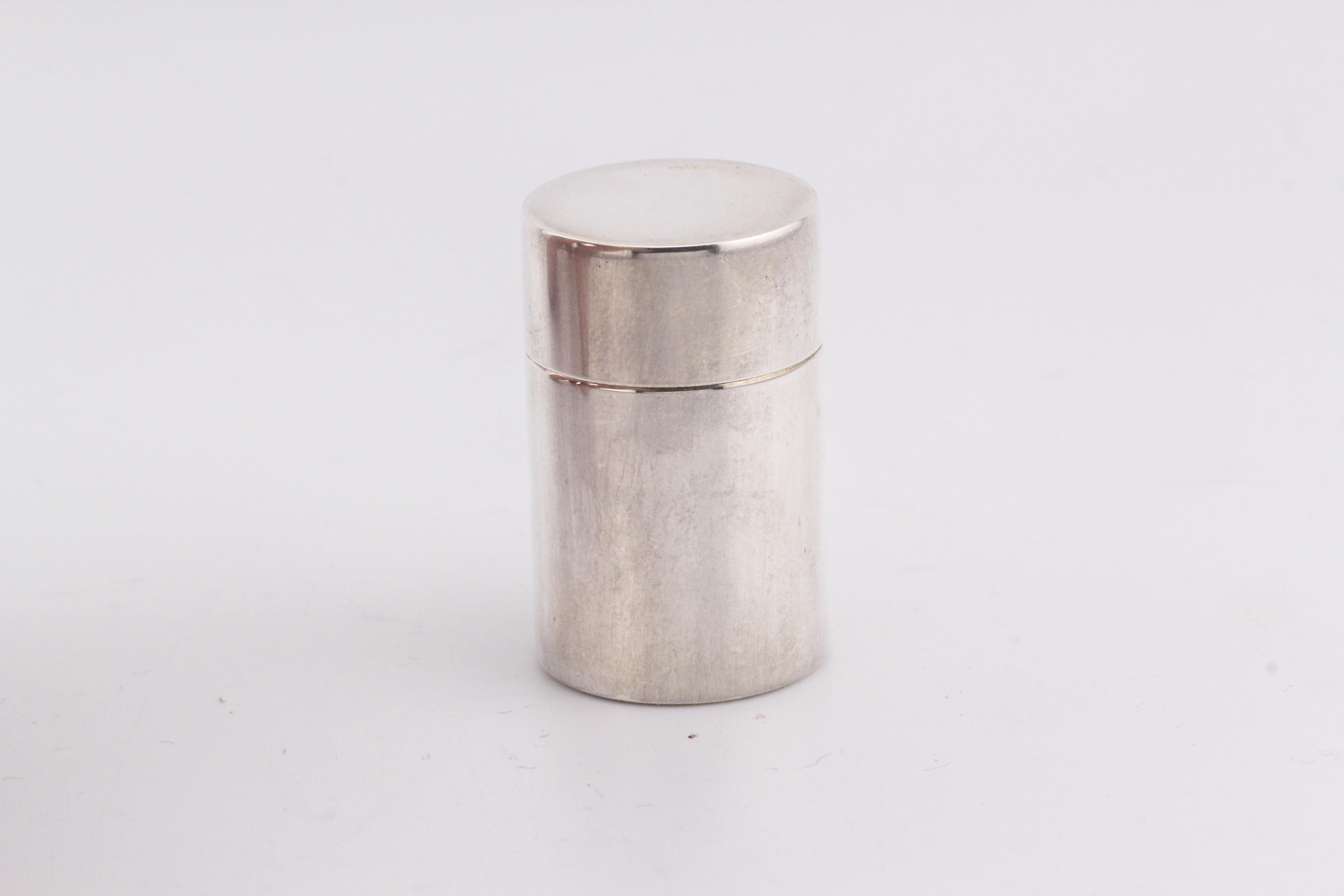  Boîte à pilules Tiffany & Co. 1837 925 argent sterling à vis sur le dessus Unisexe 