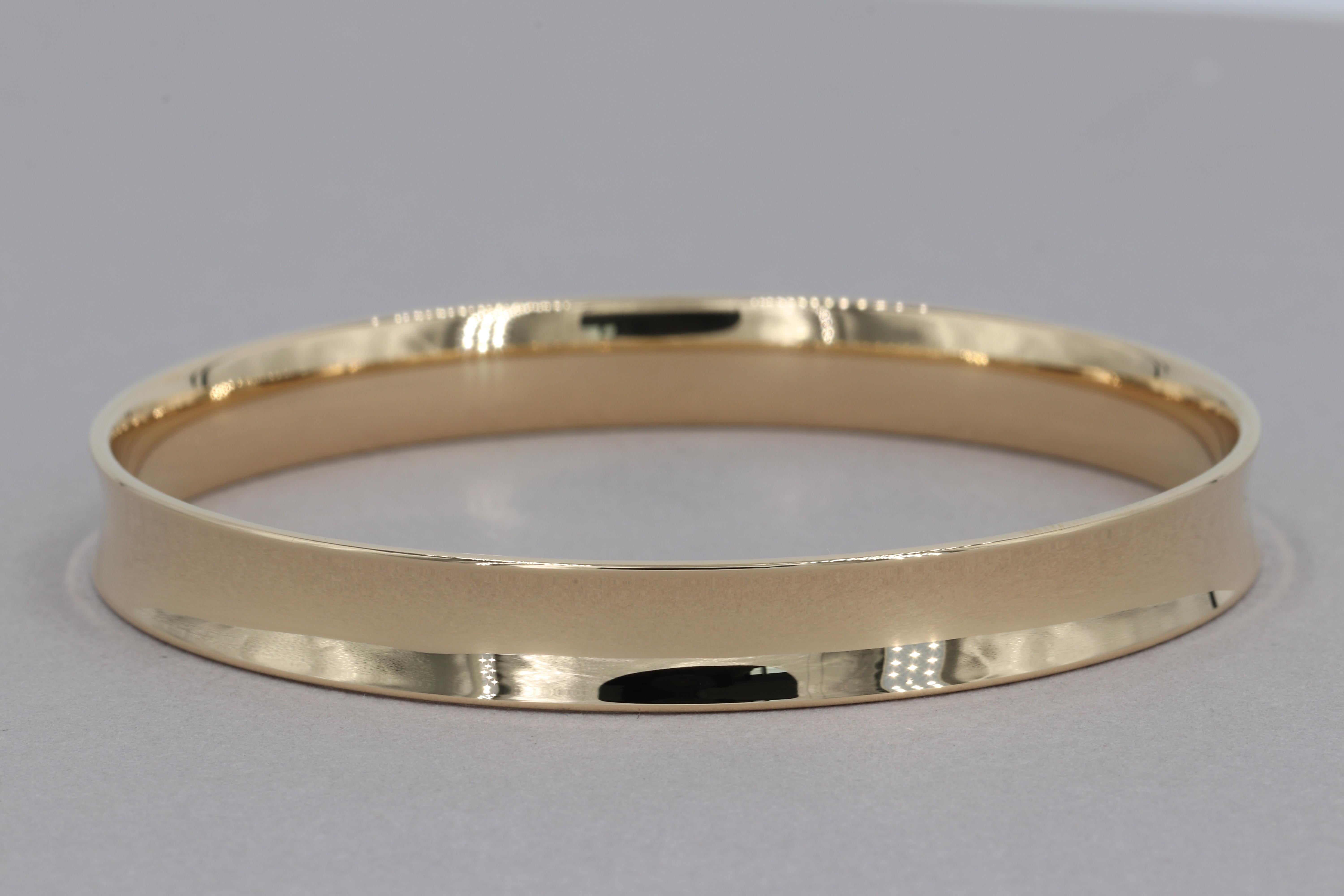 Tiffany & Co. 1837 Bangle Bracelet 18 Karat Yellow Gold In Excellent Condition For Sale In Tampa, FL