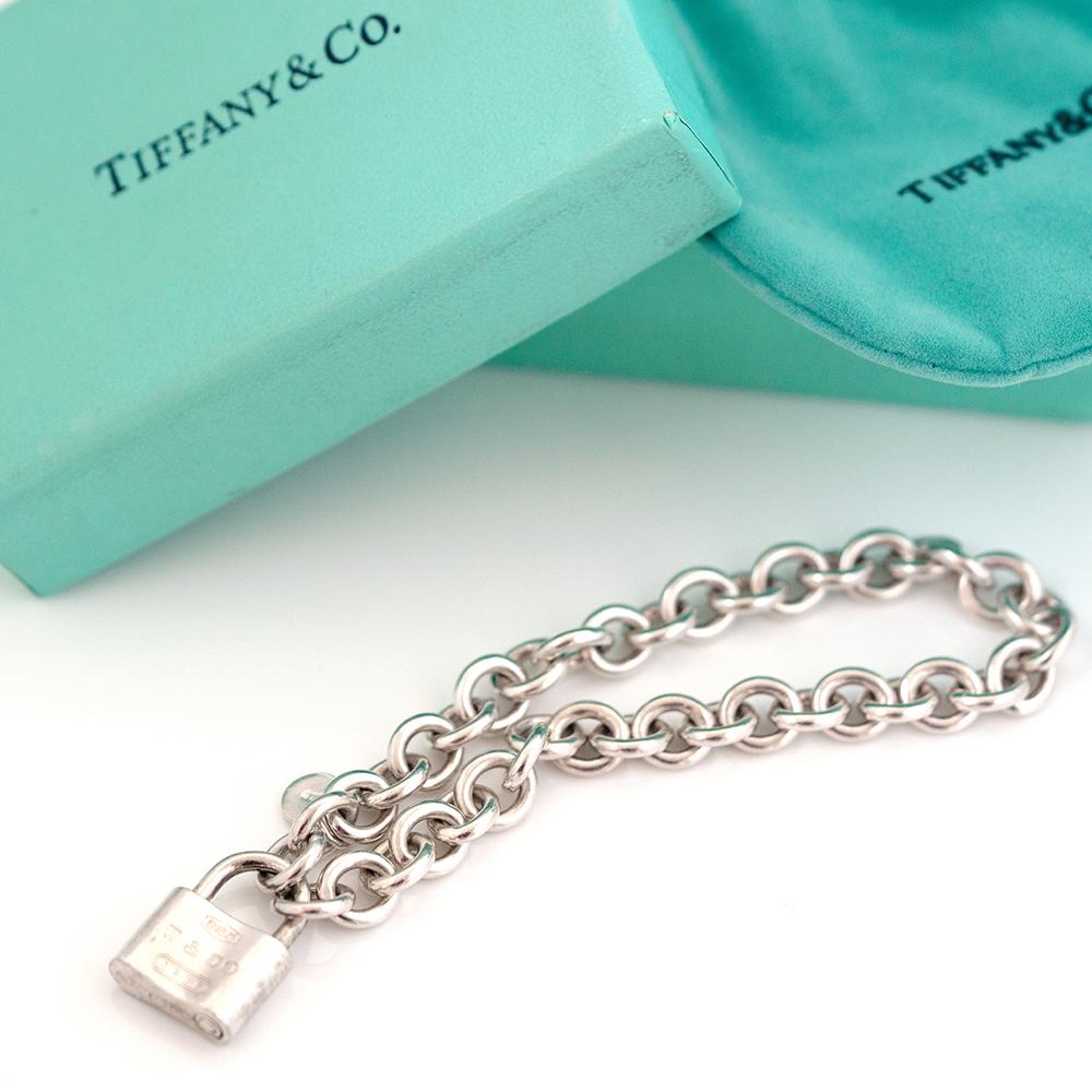 Tiffany & Co 1837 Padlock Charm Silver Bracelet In Good Condition In London, GB