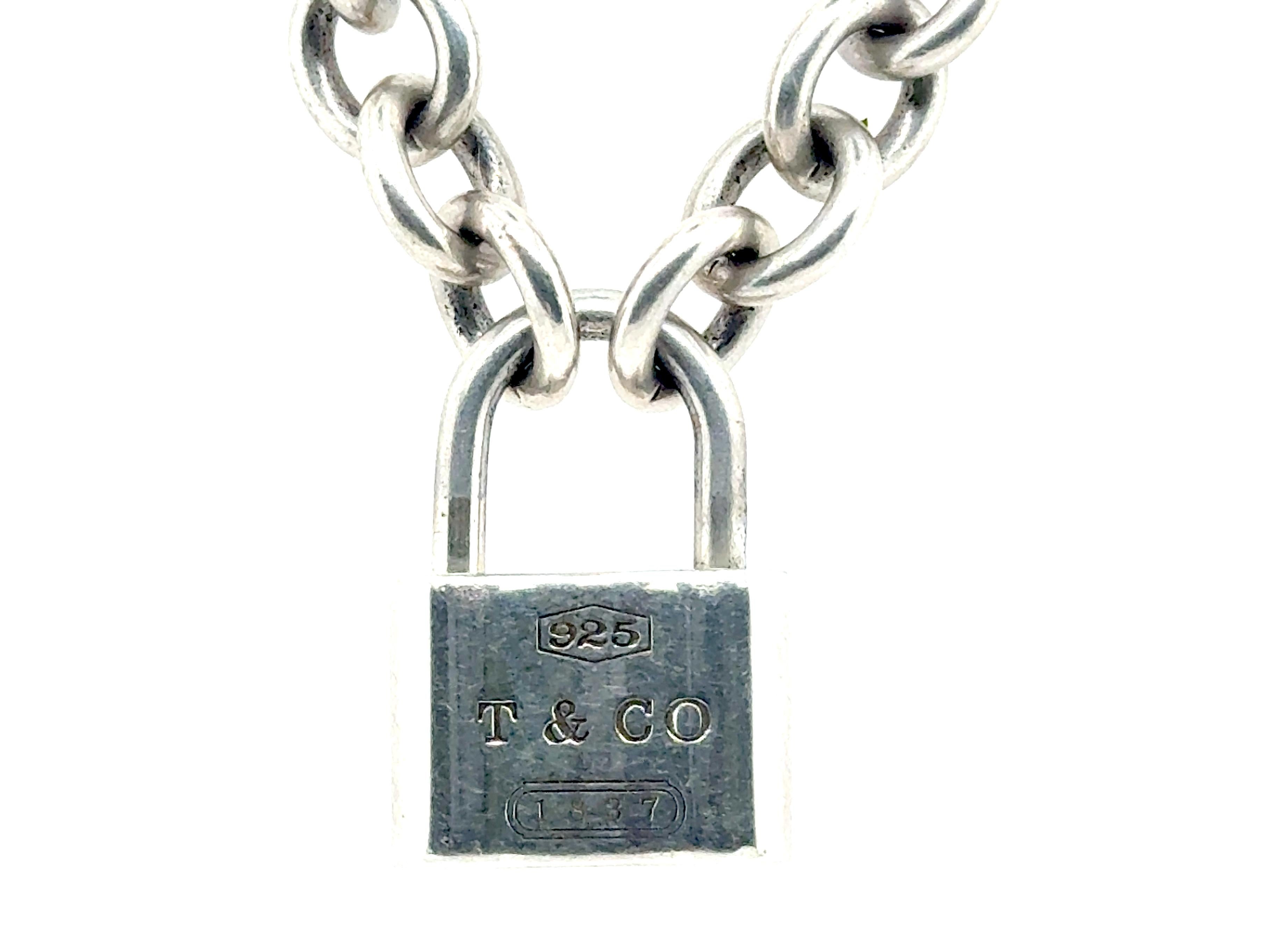 Tiffany & Co. 1837 Padlock Lock Choker Necklace Pendant Sterling Silver 925


100% Genuine Tiffany & Co. Padlock Choker Necklace

Comes With Tiffany Box and Pouch

Sterling Silver

Excellent Condition

***800***322***8700 Customer Care

Your New