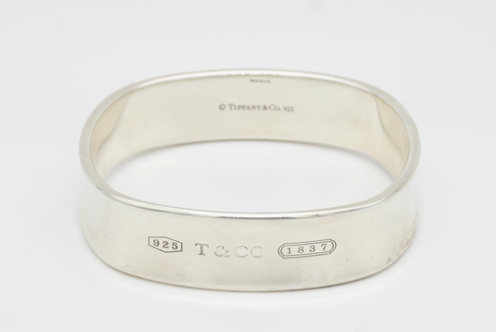 Tiffany & Co. 1837 Brazalete vintage cuadrado de cojín Plata de ley 925 en venta 9