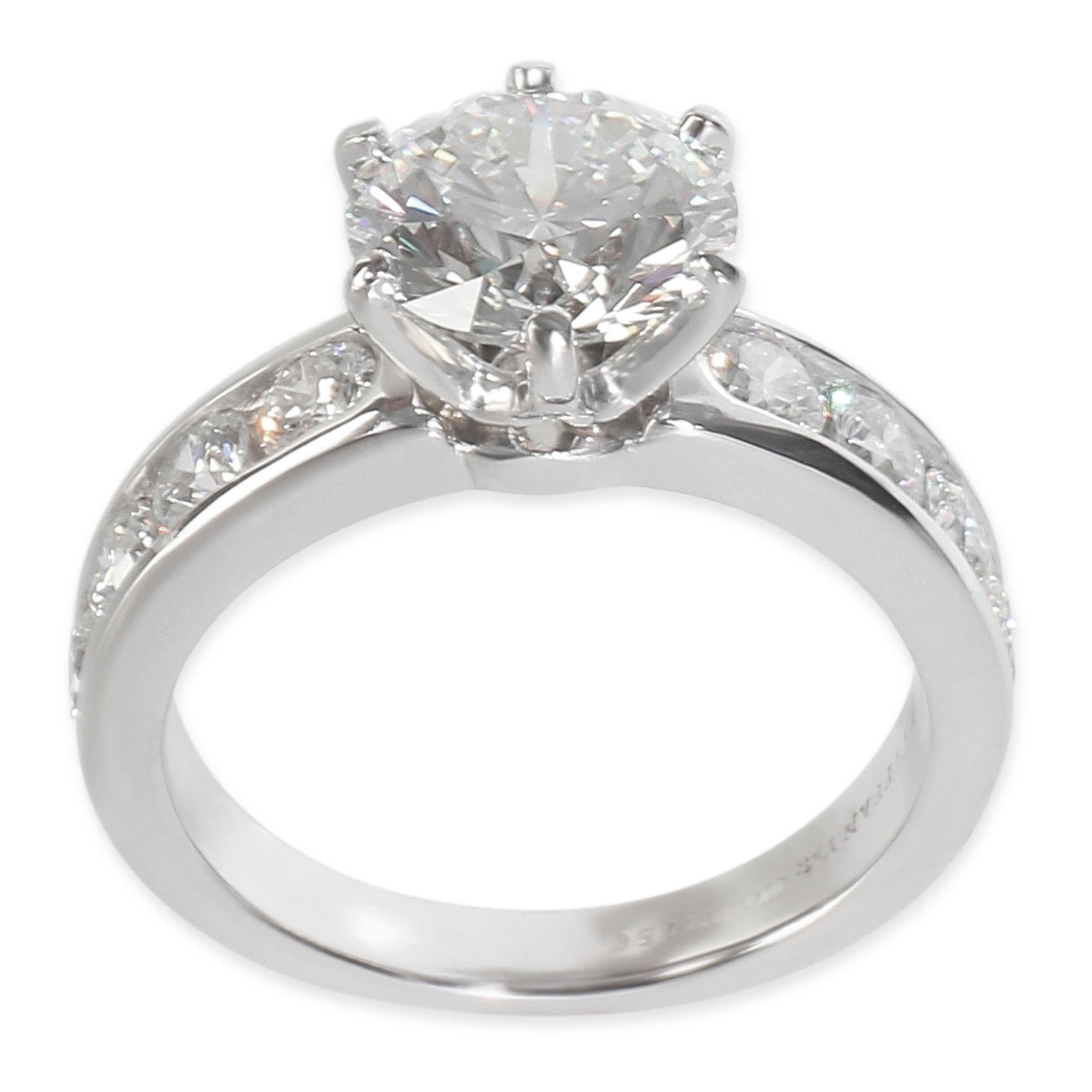 Taille ronde Tiffany & Co. Bague de fiançailles à diamants ronds et brillants de 1,87 ct en serti clos en vente