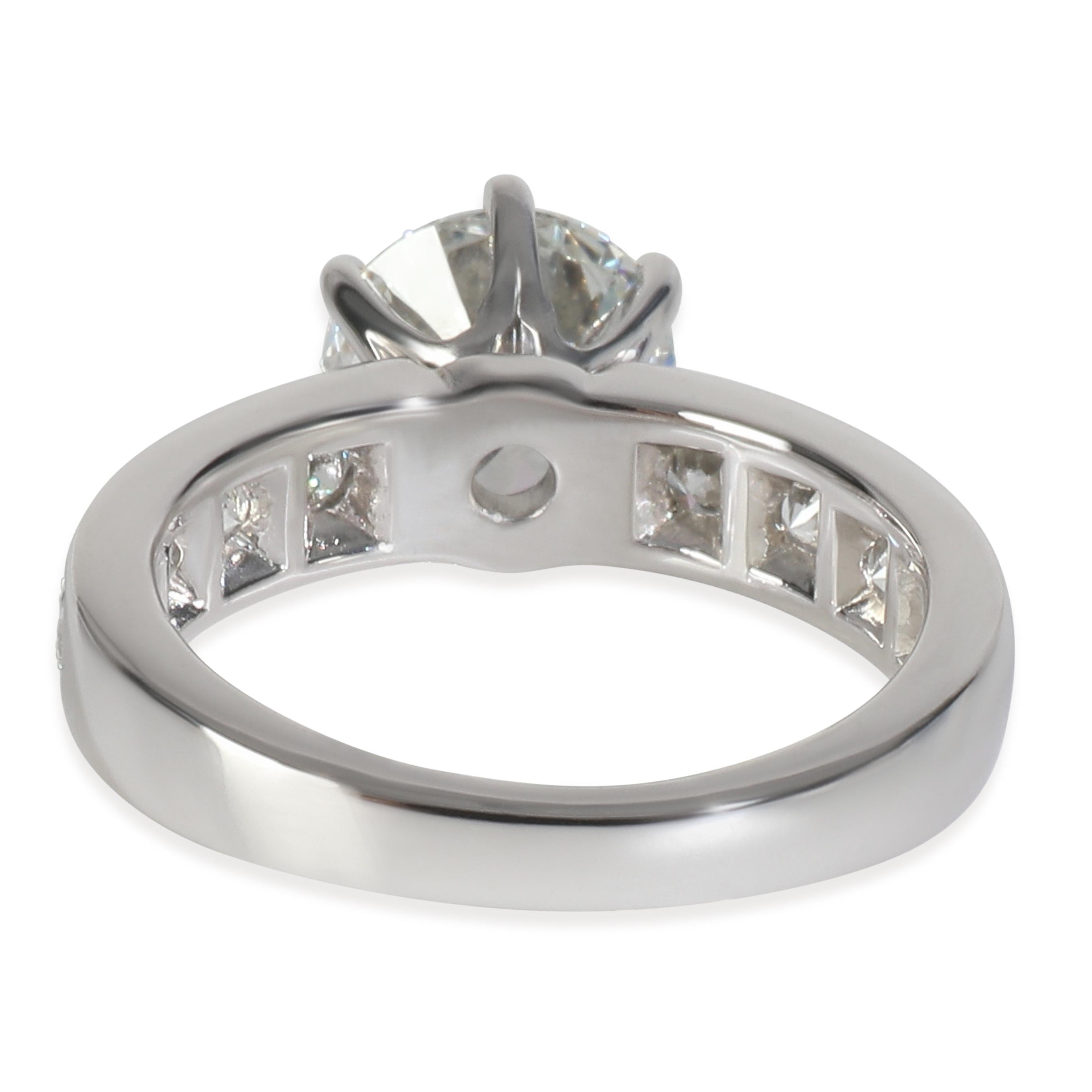 Tiffany & Co. Bague de fiançailles à diamants ronds et brillants de 1,87 ct en serti clos Pour femmes en vente