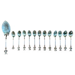 Tiffany & Co 1880s Sterling Silver Bird on Top 12 Dessert Spoons with Server