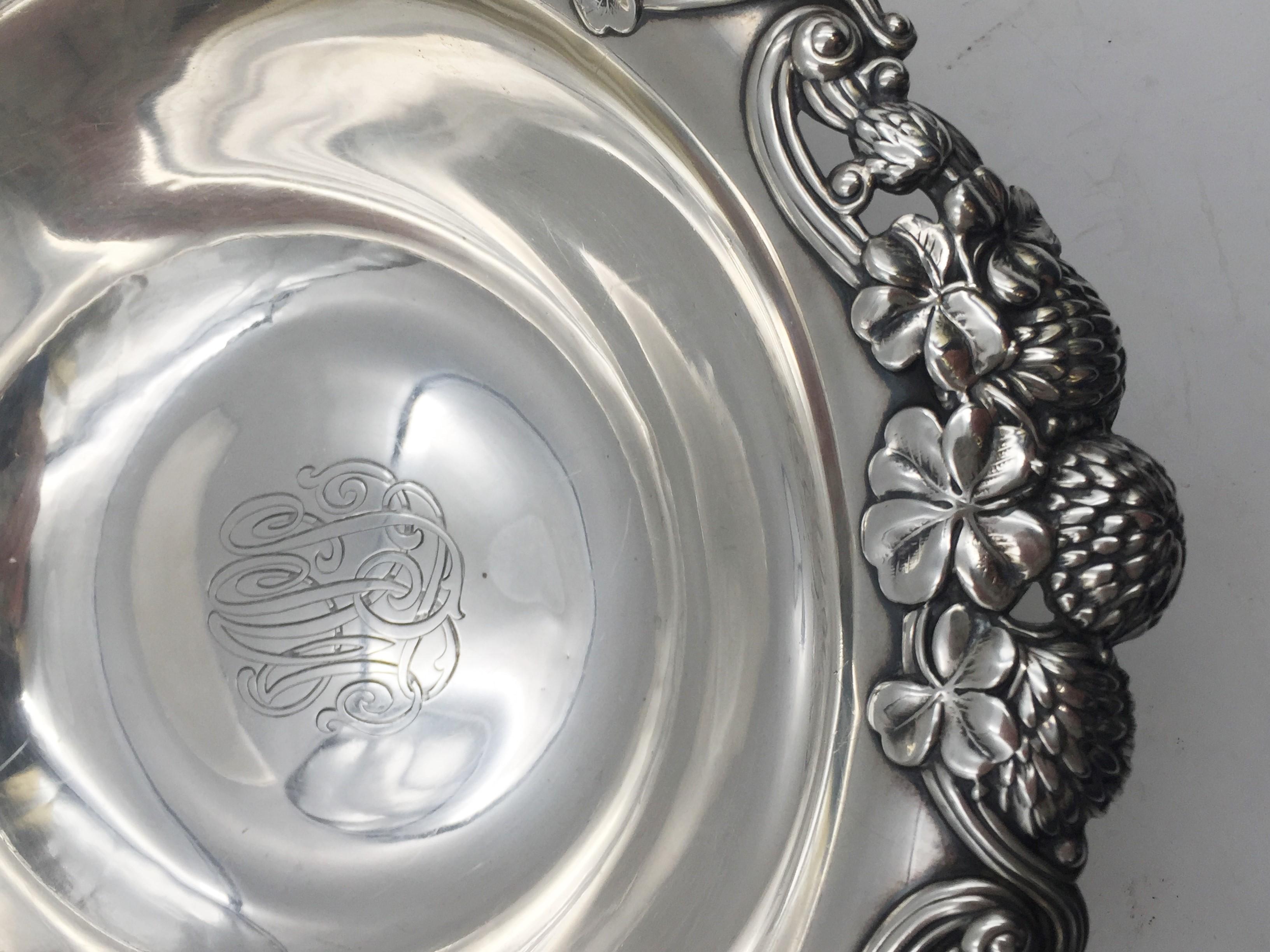 Appliqué Tiffany & Co. 1898 Sterling Silver Clover Berry Bowl in Art Nouveau Style