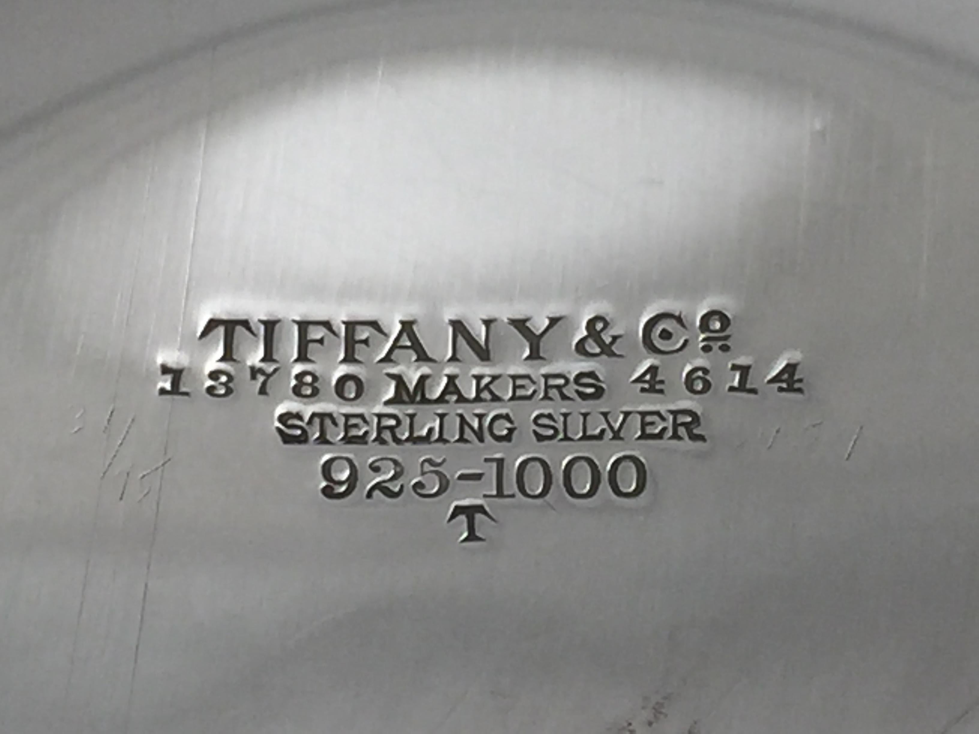 Argent Grand bol de centre de table en argent sterling avec trèfle Art Nouveau de Tiffany & Co. 1898 en vente