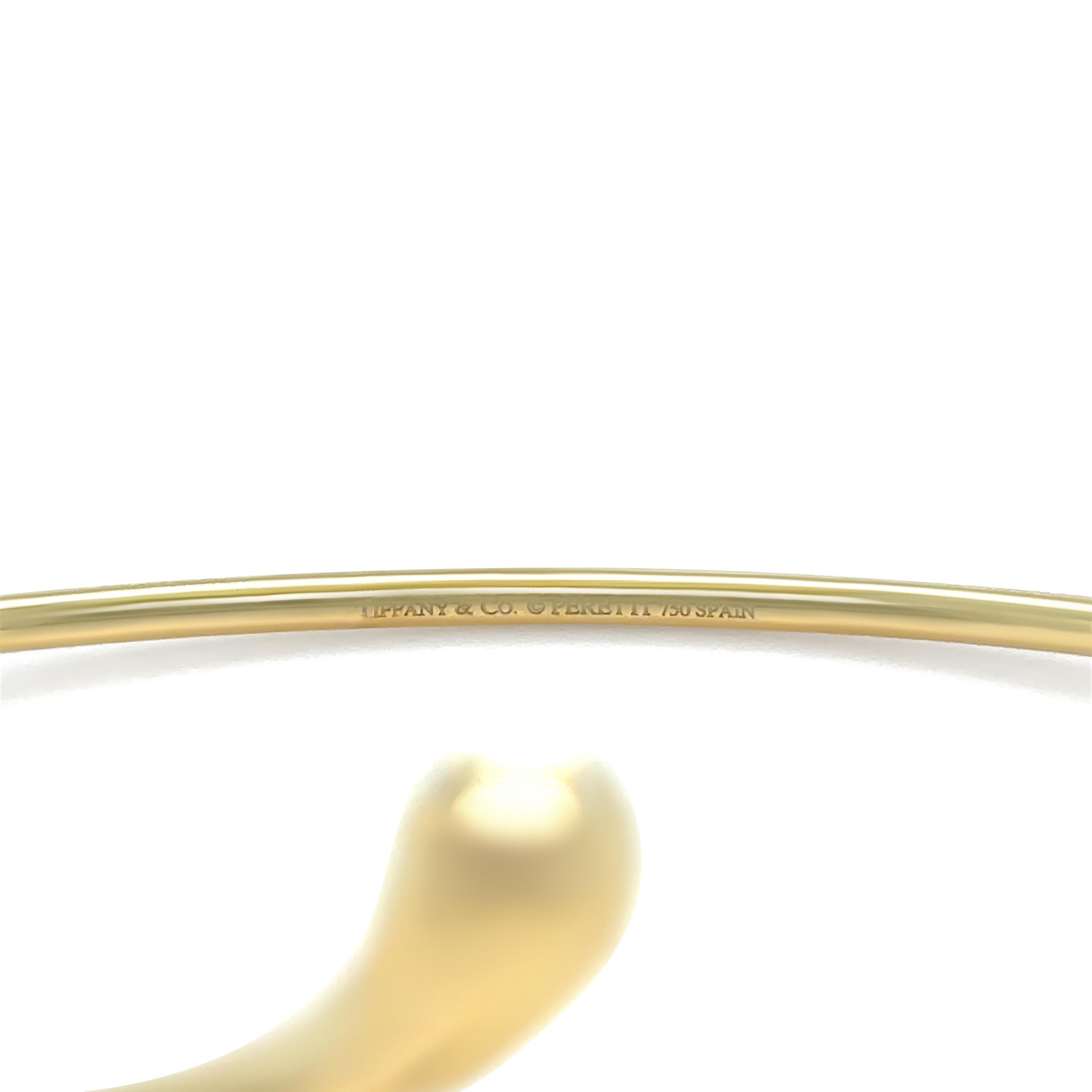Tiffany & Co 18ct Yellow Gold Elsa Peretti Elongated Teardrop Bangle 14.13g For Sale 1