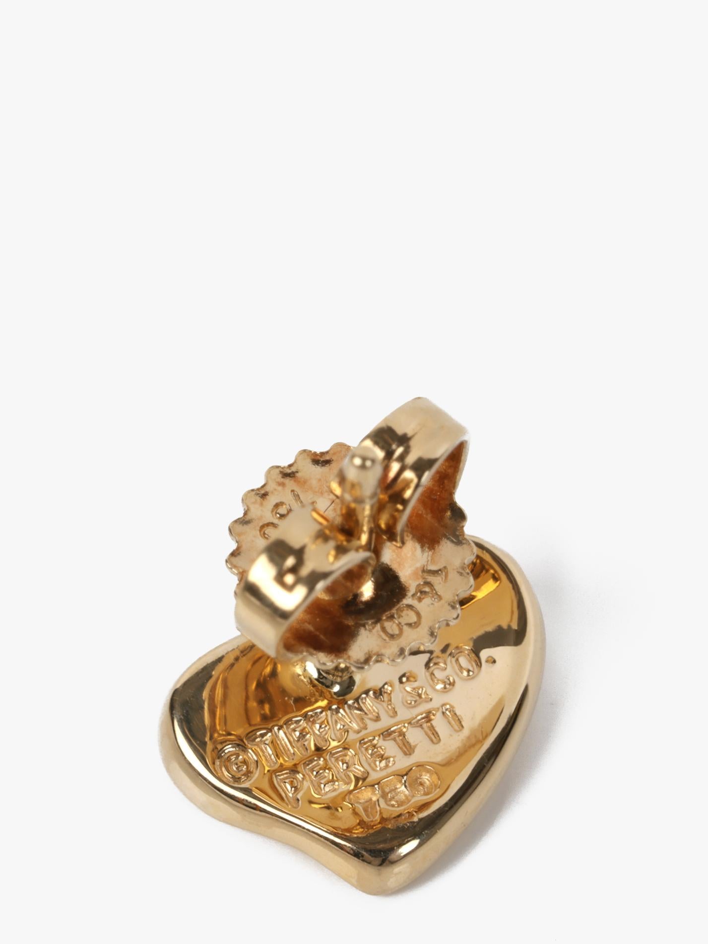 Femenino o masculino Pendientes Corazón Lleno Elsa Peretti de oro amarillo de 18 ct Tiffany & Co. en venta