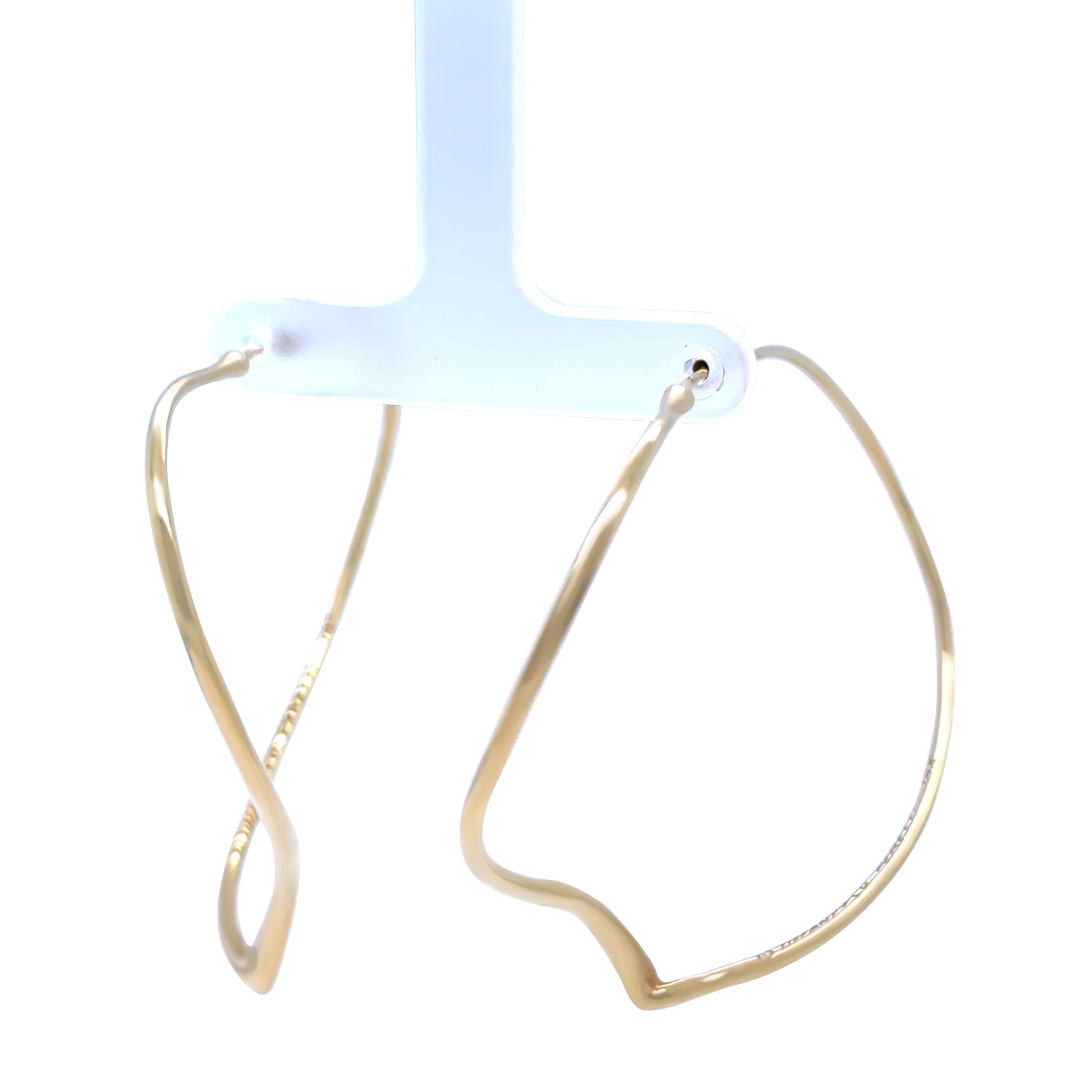 Pendientes de aro corazón abierto Elsa Peretti de oro amarillo de 18 ct 12,16 g Tiffany & Co. en venta 3