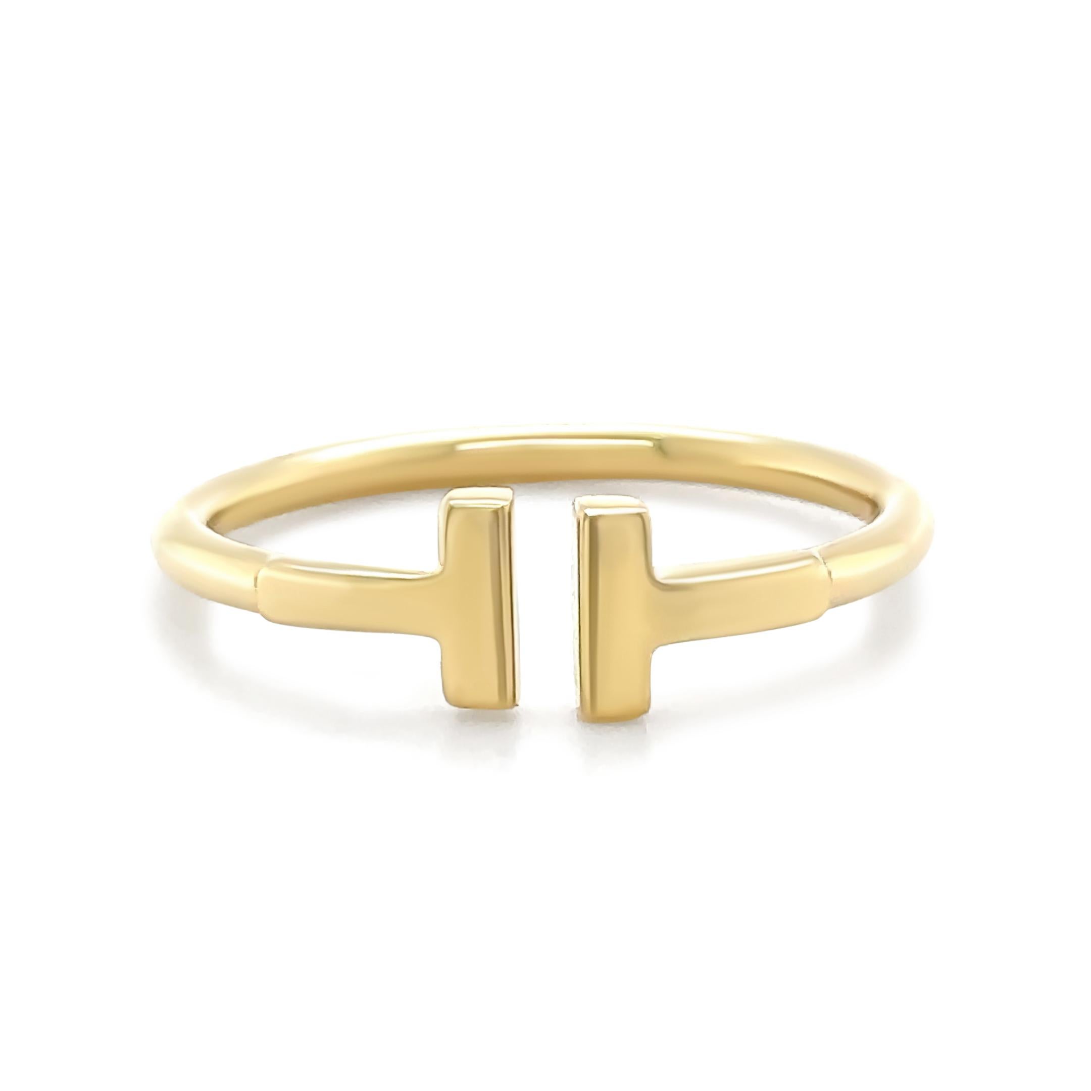 Tiffany 
Co. 18ct Yellow Gold T Wire Ring 3g in vendita