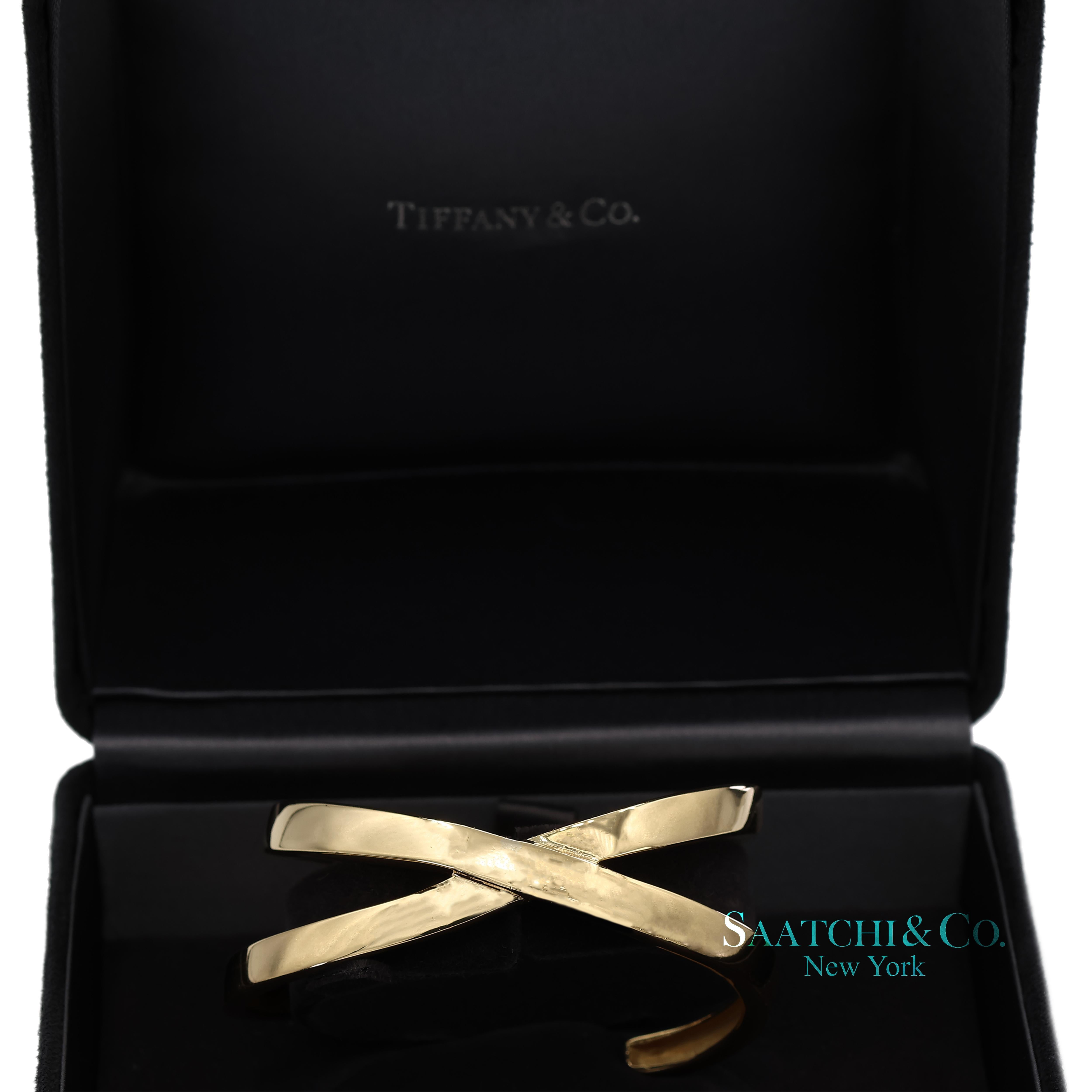 Tiffany & Co. 18K 750 Solid Yellow Gold Paloma Picasso Cuff Bangle Bracelet For Sale 12