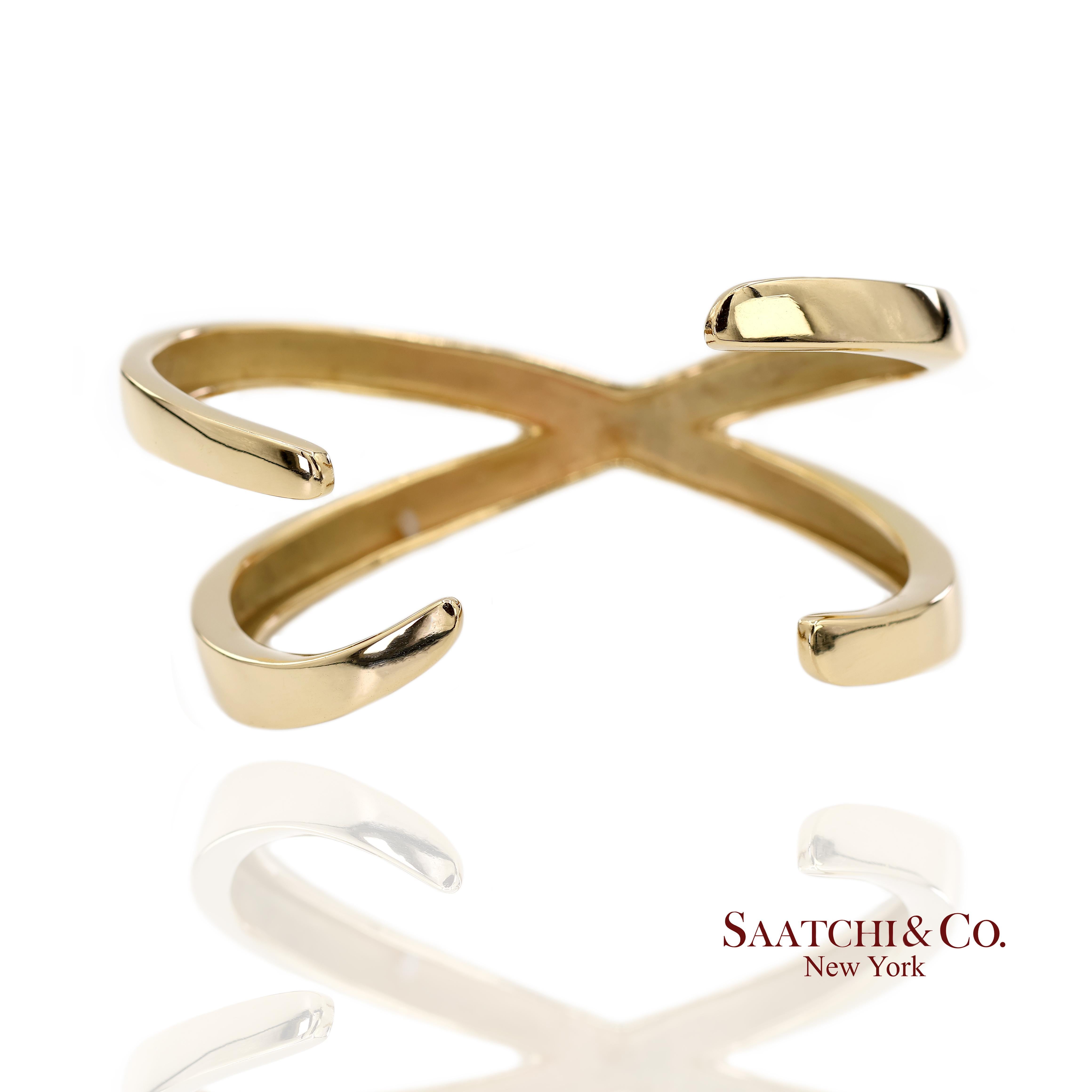 Tiffany & Co. 18K 750 Solid Yellow Gold Paloma Picasso Cuff Bangle Bracelet For Sale 2