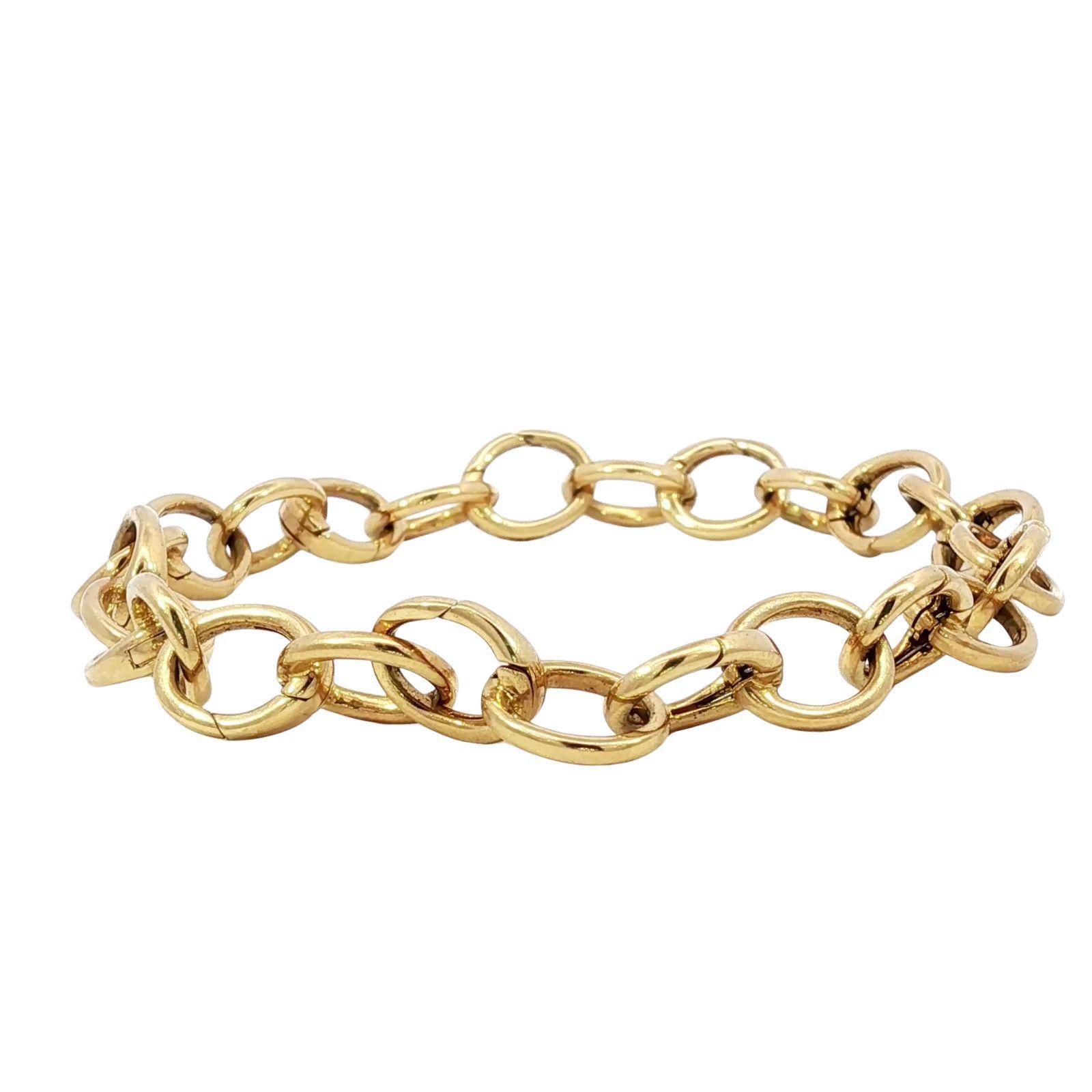 Tiffany & Co. 18K Clasping Charm Bracelet Or Jaune 13 Charm Links 7.25