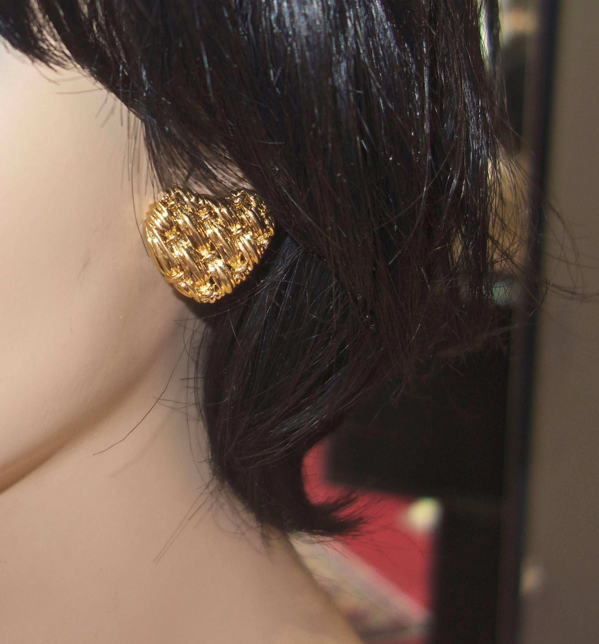 Tiffany & Co. 18 Karat Earrings 1