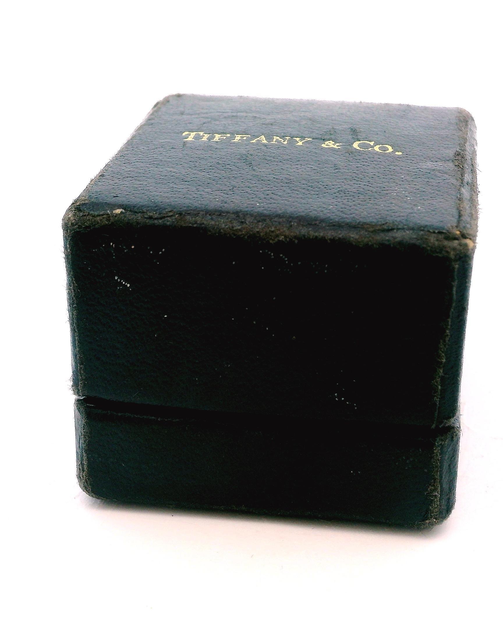 Tiffany & Co. 18K Golding & Co. 2.5 Ct Crossover Diamond Ring Box & Receipts en vente 6