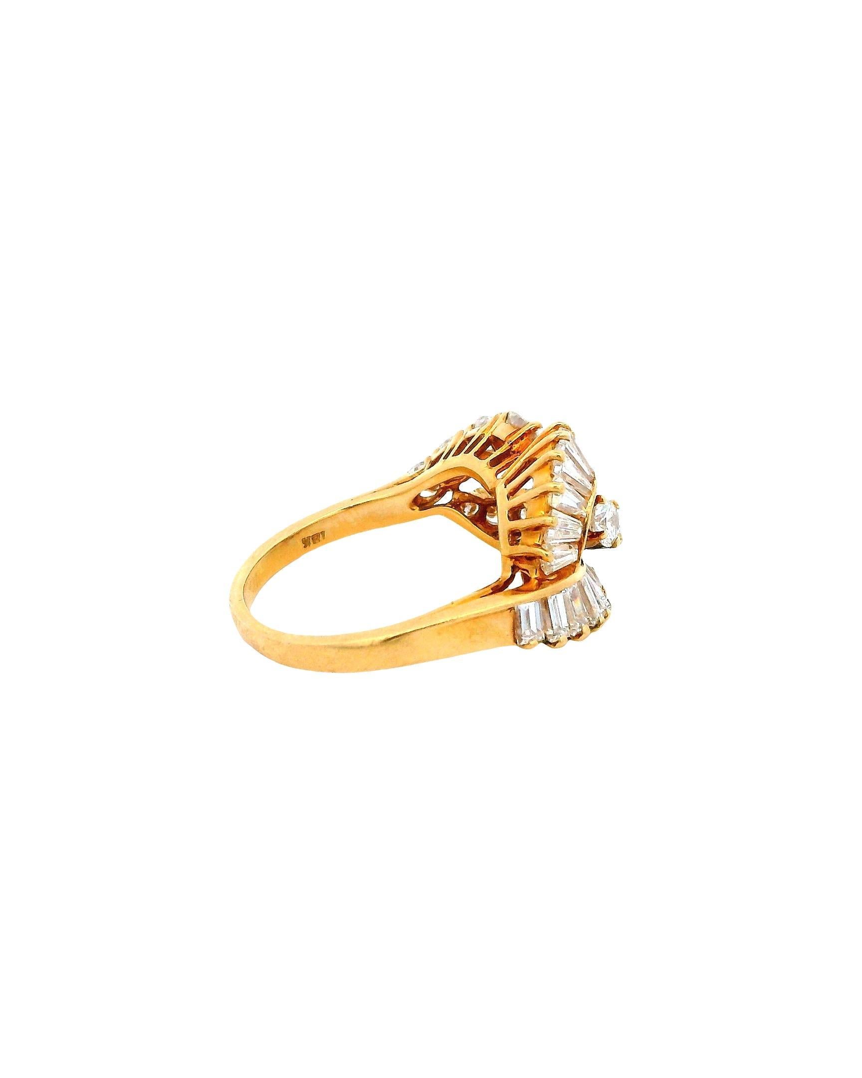Tiffany & Co. 18K Golding & Co. 2.5 Ct Crossover Diamond Ring Box & Receipts en vente 1