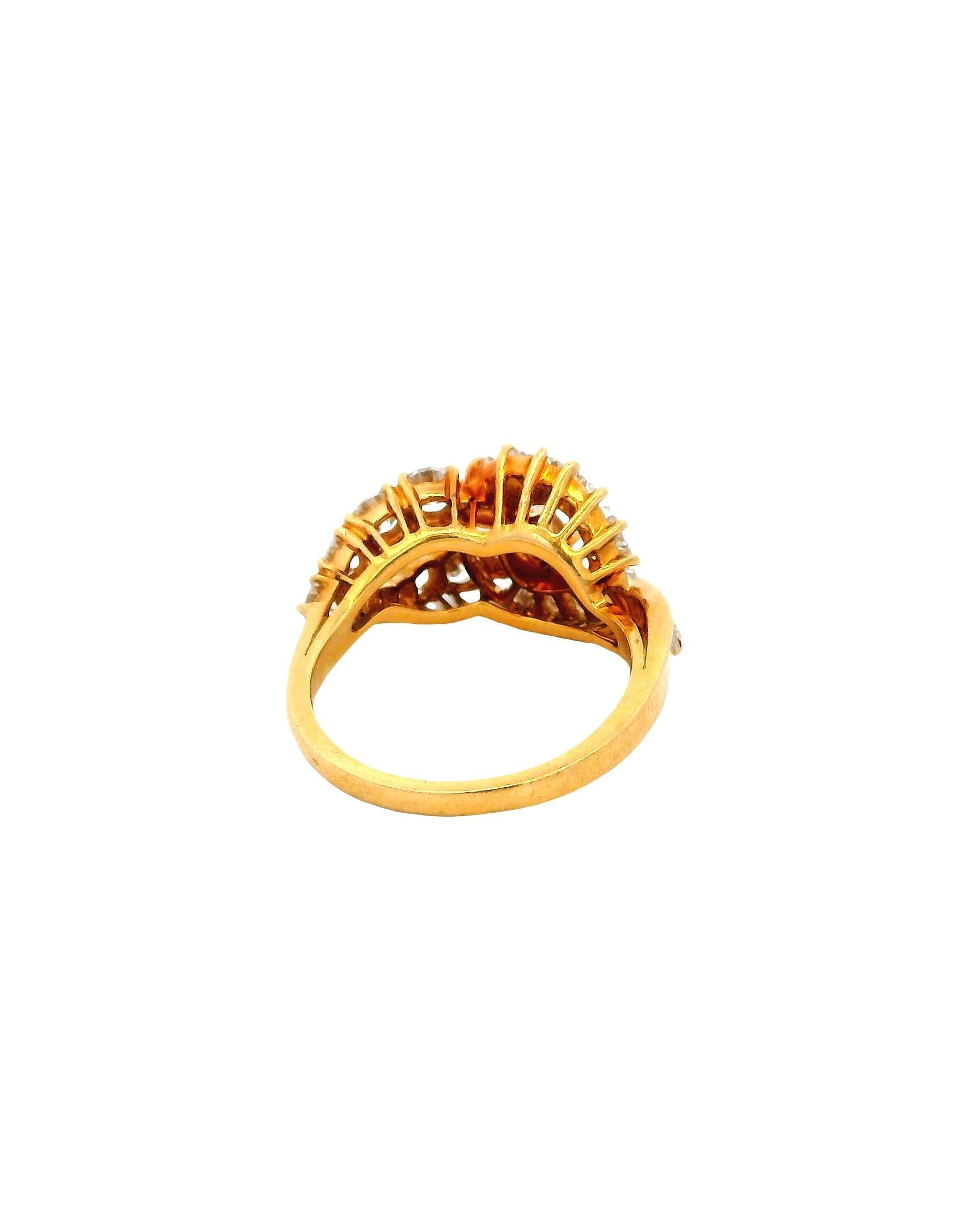 Tiffany & Co. 18K Golding & Co. 2.5 Ct Crossover Diamond Ring Box & Receipts en vente 3