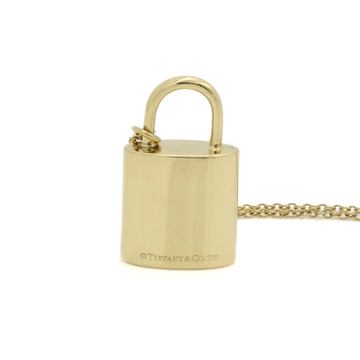 Collana con lucchetto a forma di cuore con 3 diamanti in oro 18 carati di TIFFANY & Co. in vendita 1