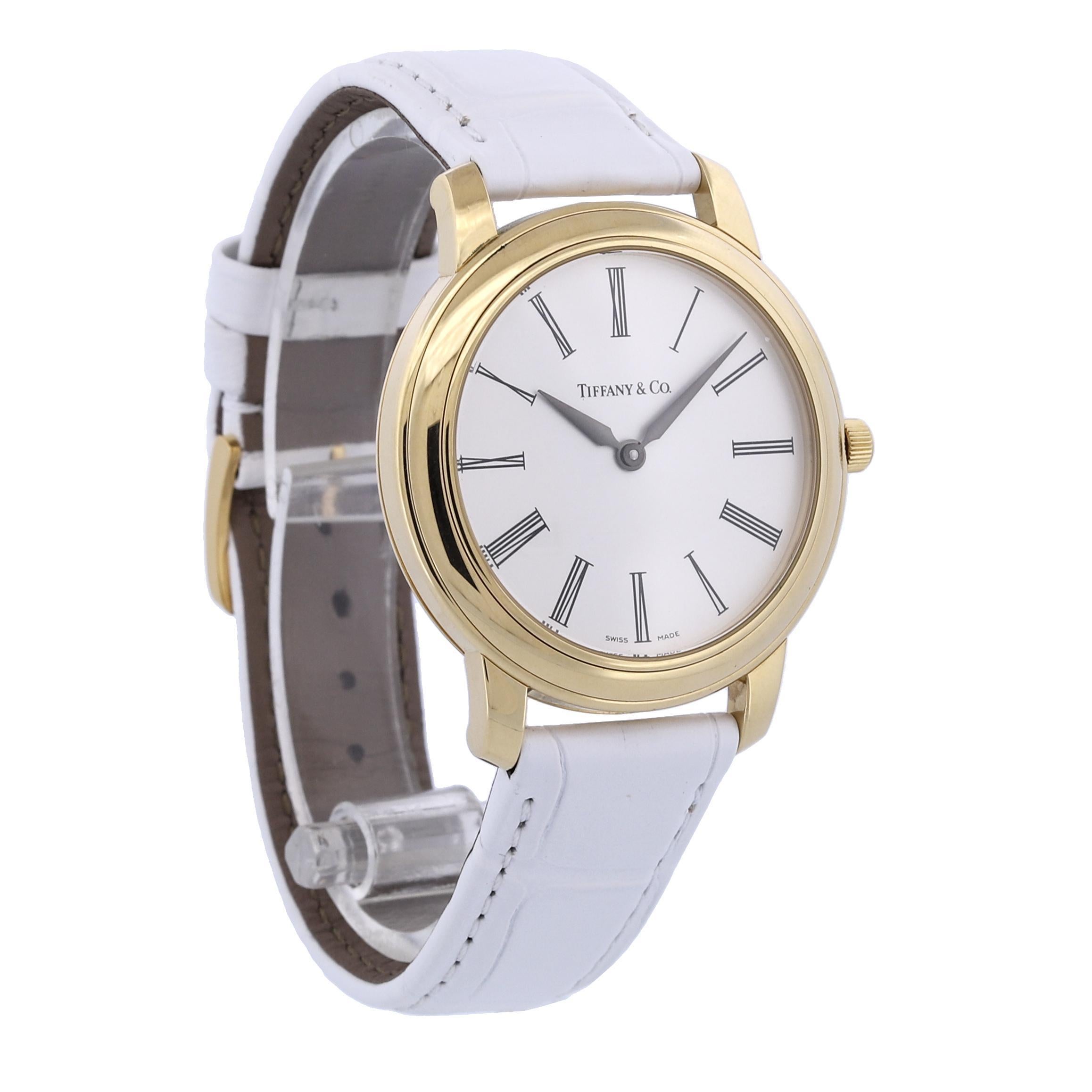 Elevate your style with this exquisite pre-owned Tiffany & Co. Mark Resonator mechanical watch. Handpicked for its quality and contemporary design, this piece is perfect for the fashion-forward woman who appreciates elegance and sophistication.