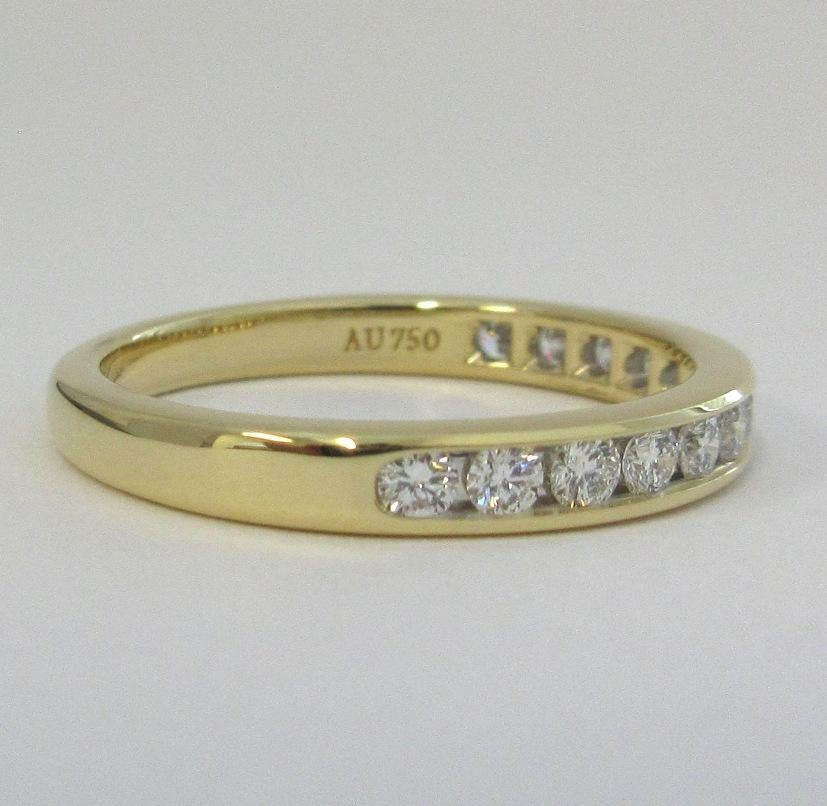 TIFFANY & Co. 18K Gold 3mm Half Circle Diamond Wedding Band Ring 7.5  In Excellent Condition For Sale In Los Angeles, CA