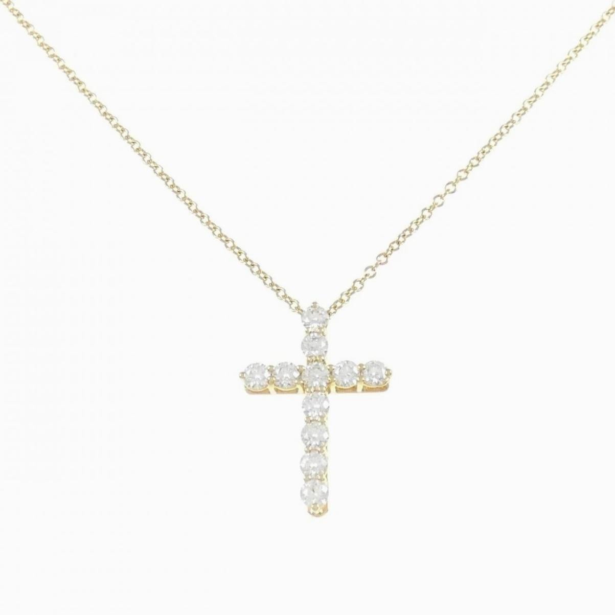 Taglio rotondo Collana con croce di diamanti TIFFANY & Co. in oro 18 carati da 0,42 carati in vendita