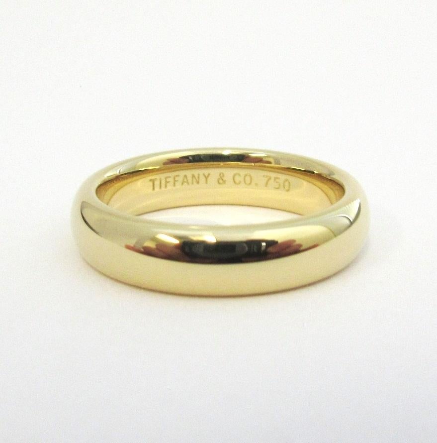 Women's TIFFANY & Co. 18K Gold 4.5mm Comfort Fit Wedding Band Ring 4.5 For Sale