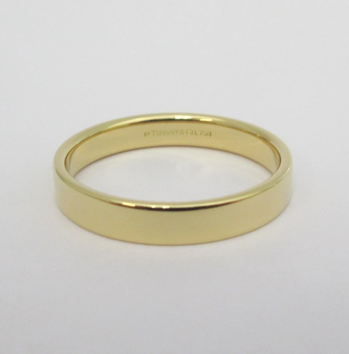 TIFFANY & Co. 18K Gold 4mm Essential Flat Wedding Band Ring 11.5 For Sale 1