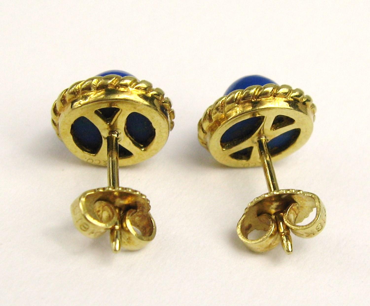 Tiffany & Co. 18k Gold Lapis Lazuli Stud Earrings In Excellent Condition In Wallkill, NY