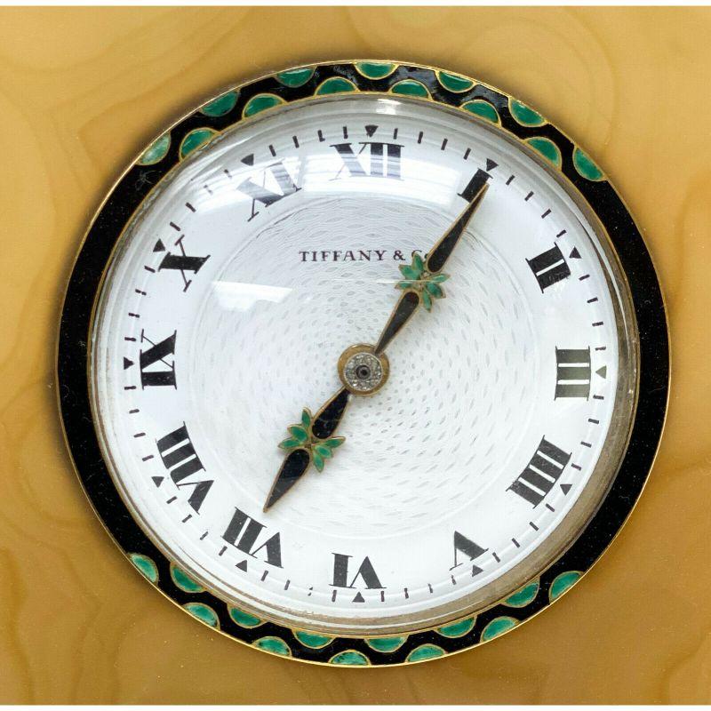 Agate Tiffany &amp; Co., horloge Art déco en or 18 carats, agate, émail, diamants et argent sterling en vente