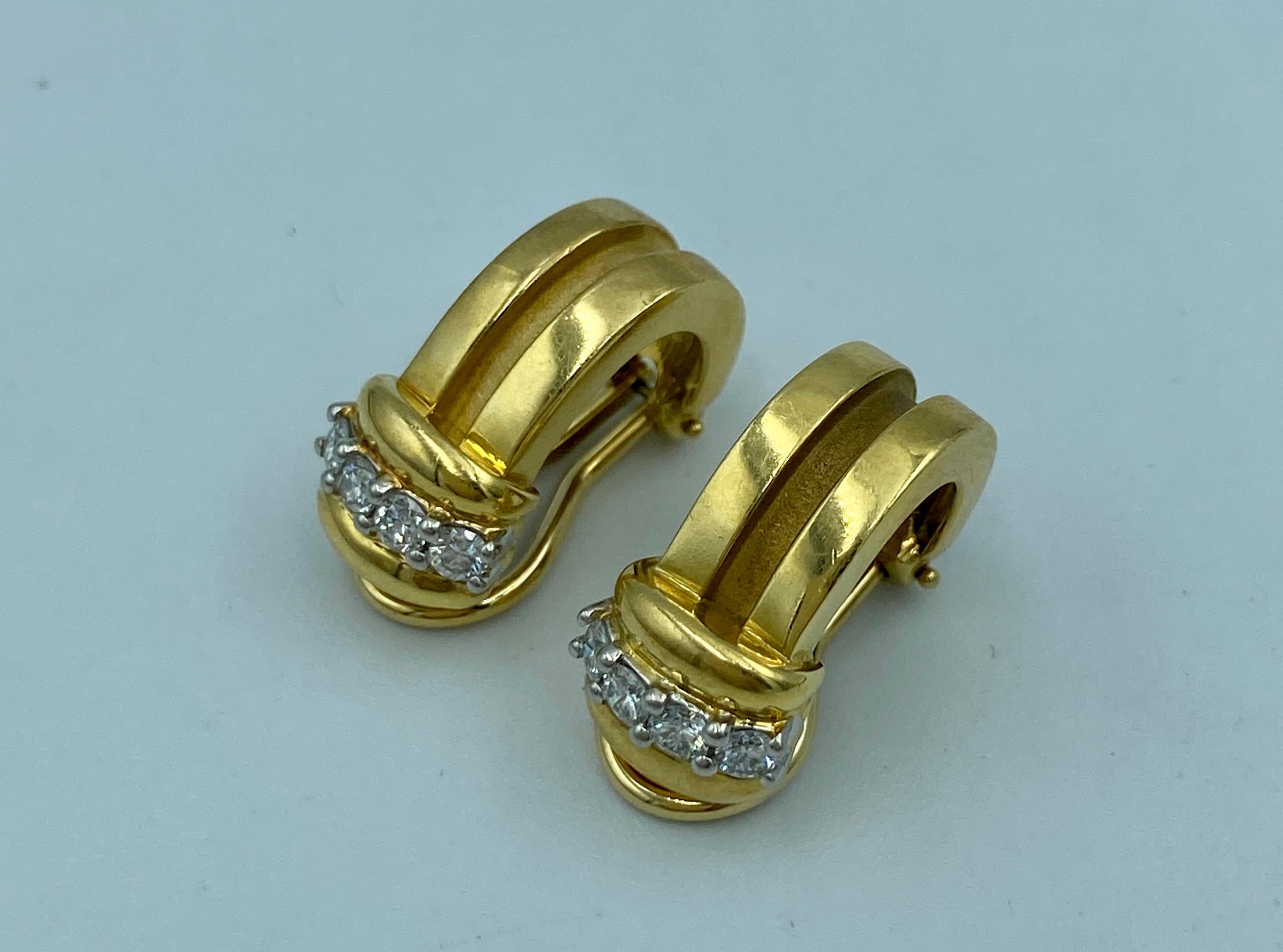 Round Cut Tiffany & Co 18k gold and diamond earrings For Sale