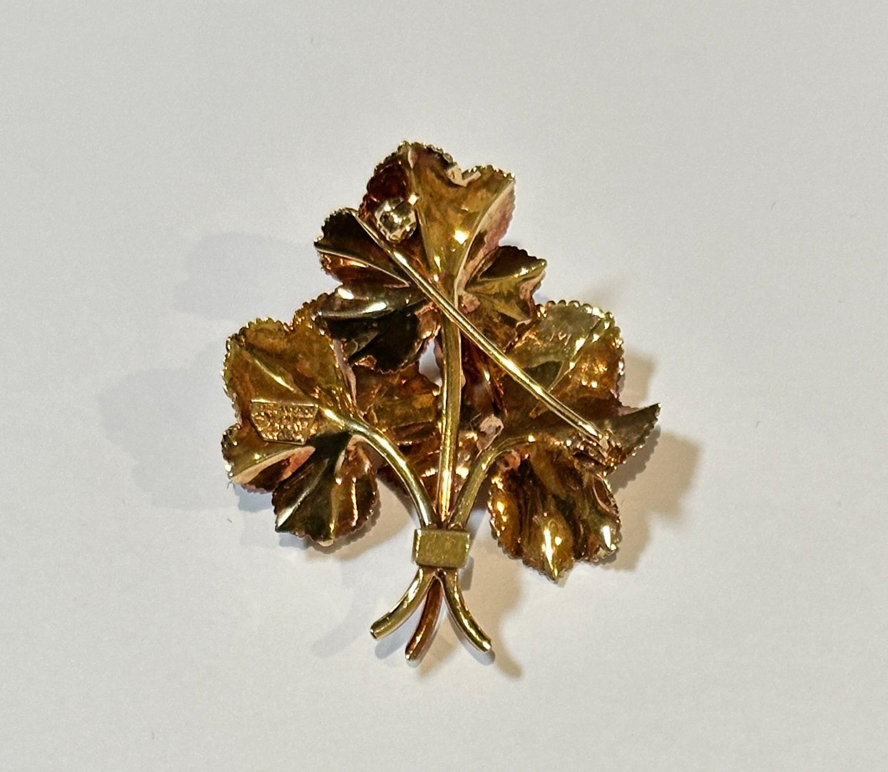 Mid-Century Modern Tiffany & Co. 18K Gold And Ruby Leaf Form Brooch Pin For Sale