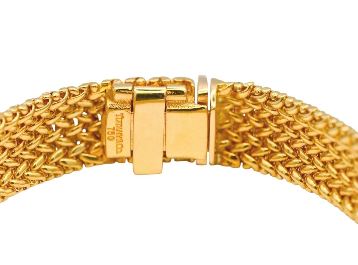 Donna Bracciale intrecciato in oro 18 carati di Tiffany & Co. in vendita